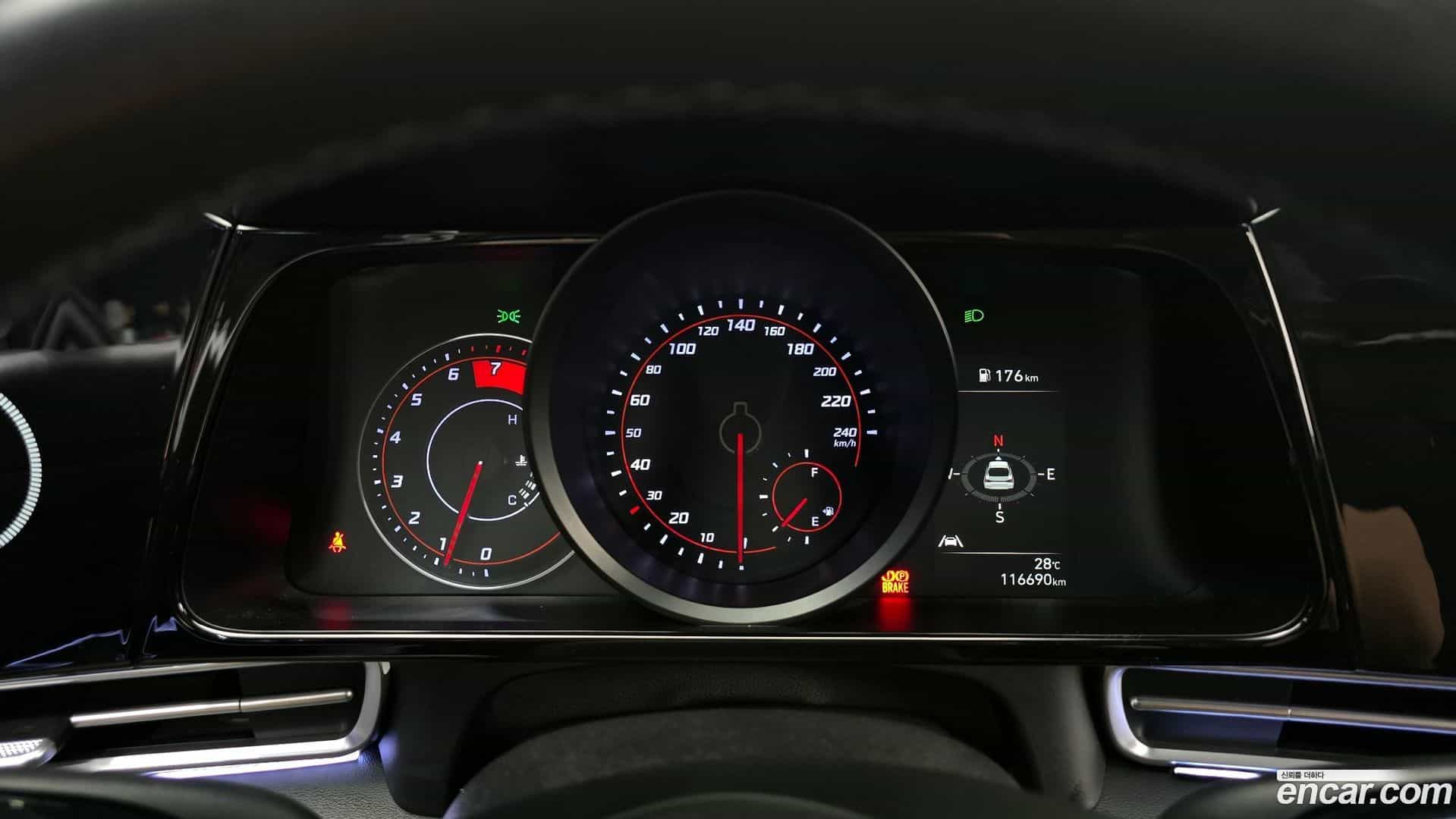 AVANTE Hyundai 2020.3-INNER-008
