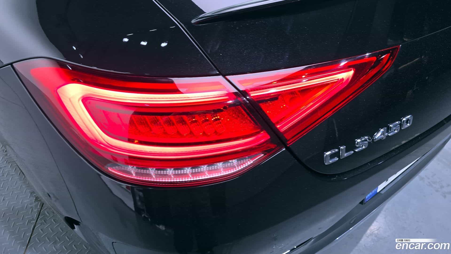 CLS-Class Mercedes-Benz 2022.5-OUTER-033