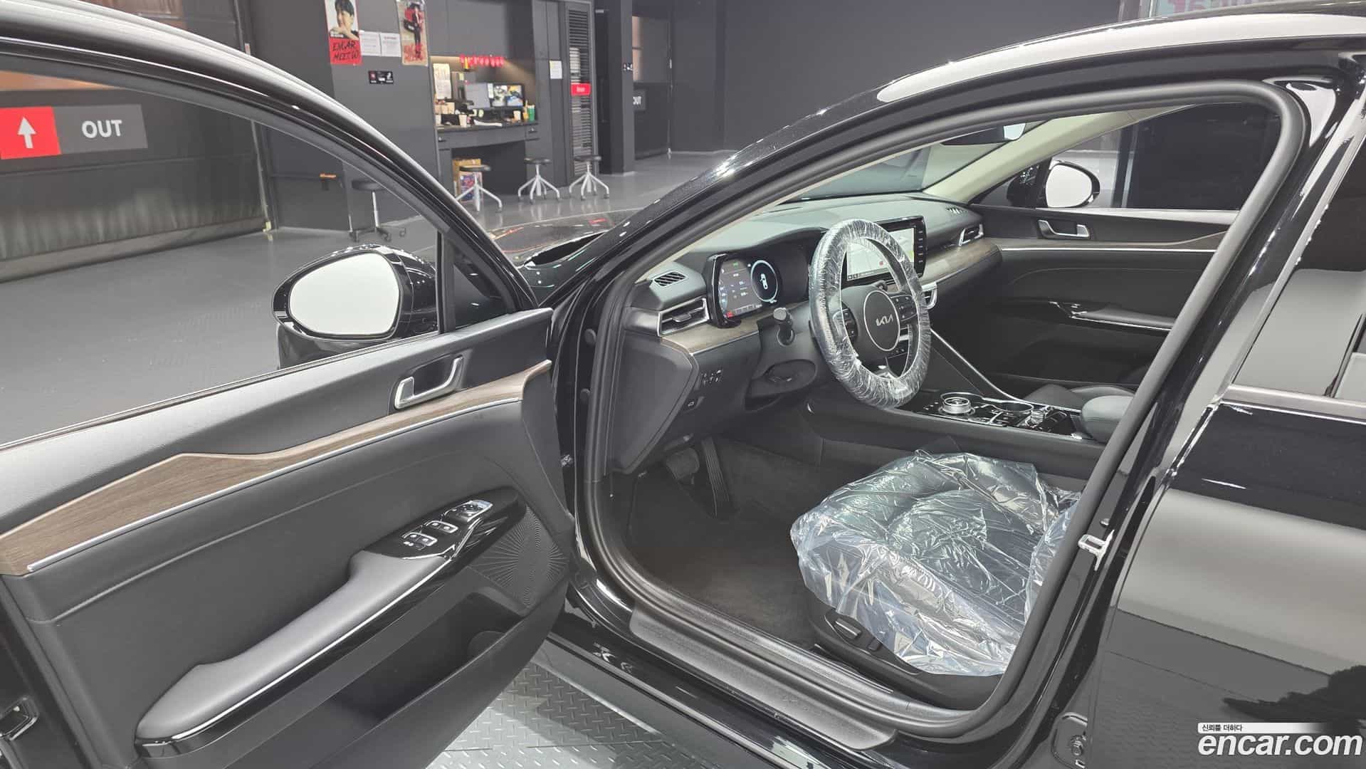 K5 Kia 2023.4-INNER-010