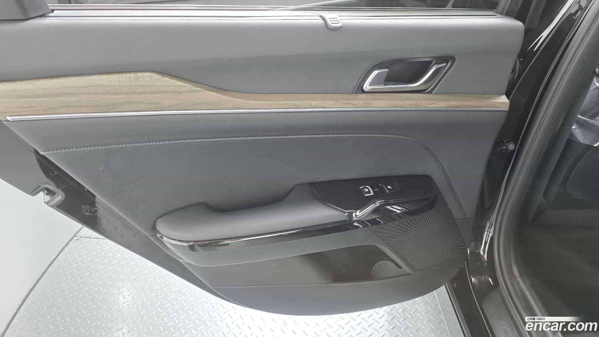 K5 Kia 2023.4-INNER-035