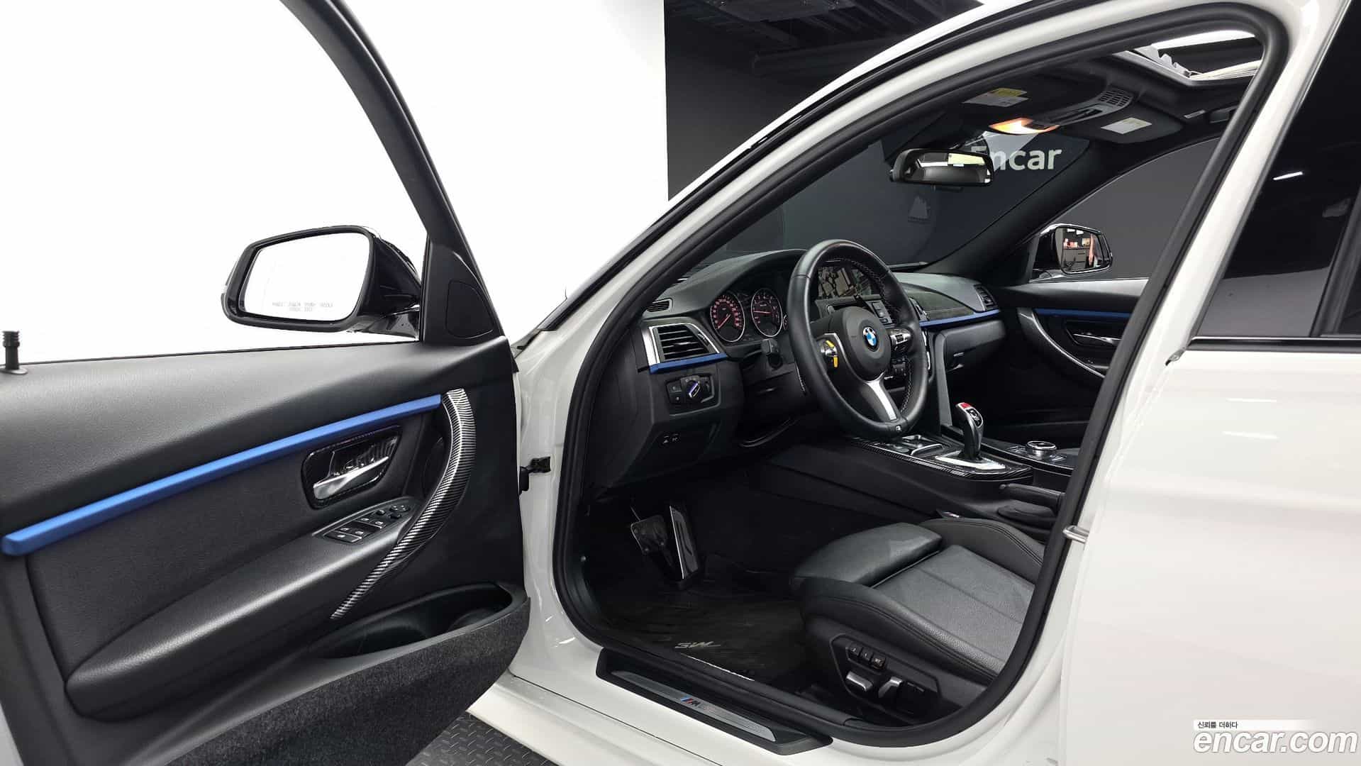 3-Series BMW 2018.1-INNER-010