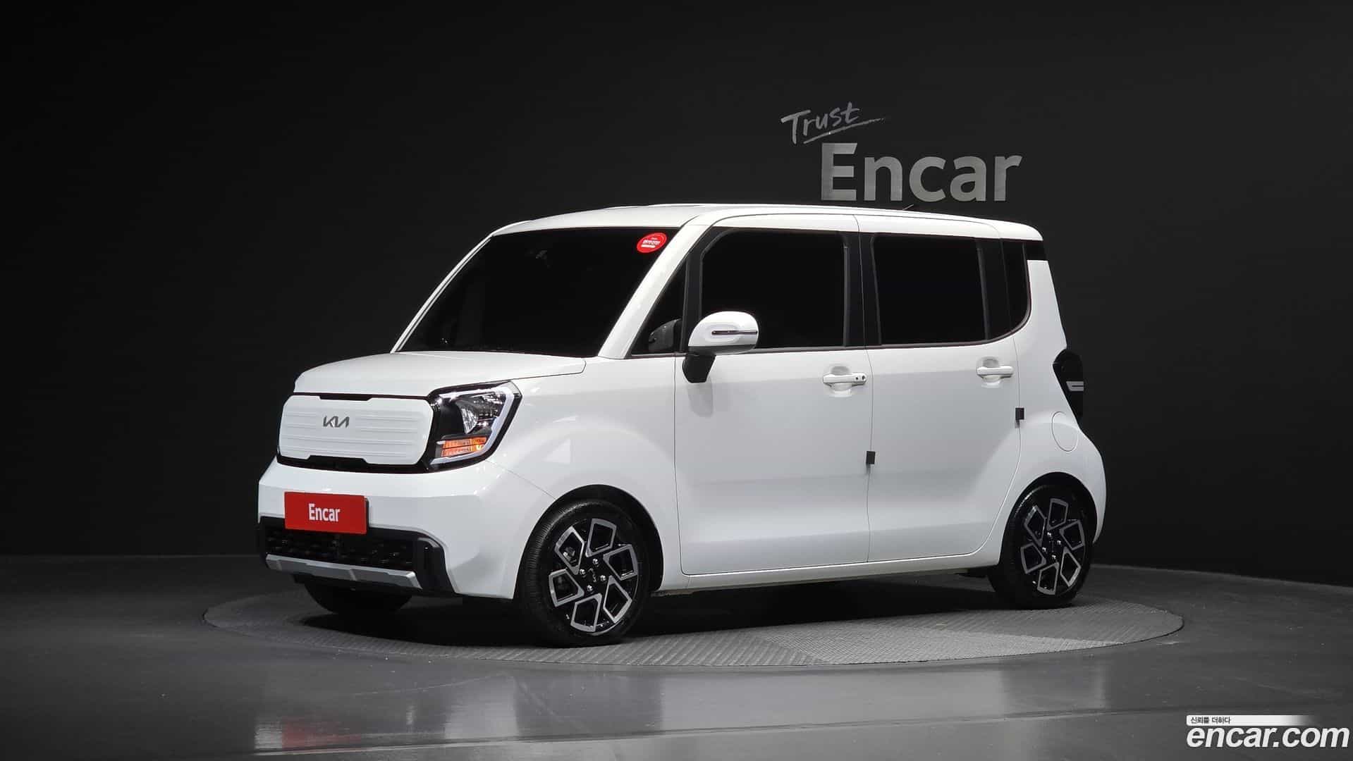 RAY Kia 2024.8-OUTER-001