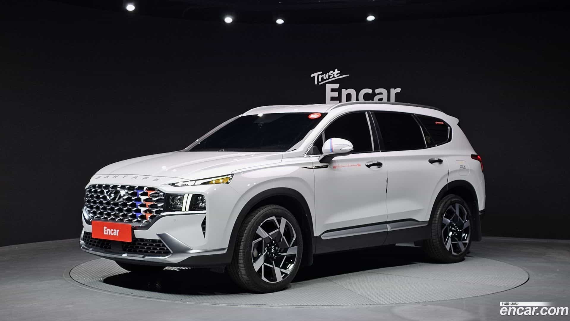 Santafe Hyundai 2021.2-OUTER-001