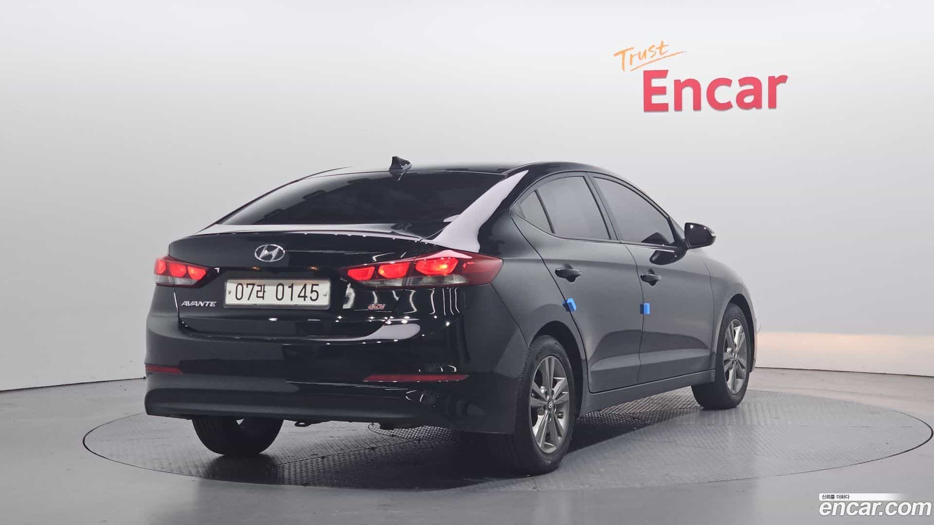 AVANTE Hyundai 2015.8-OUTER-002