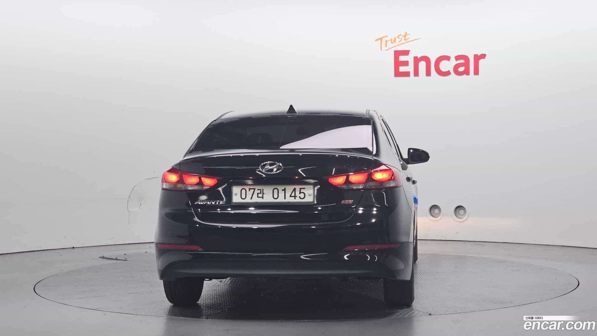 AVANTE Hyundai 2015.8-OUTER-004