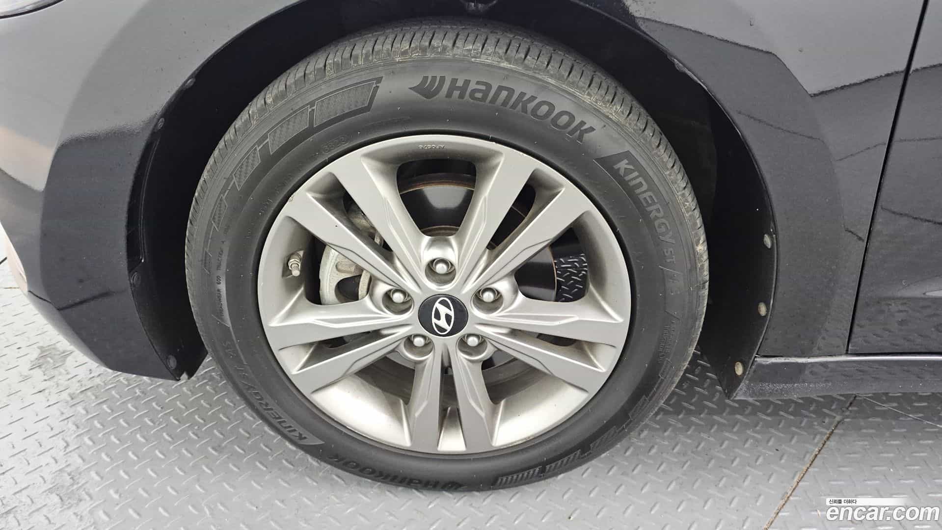 AVANTE Hyundai 2015.8-OUTER-005
