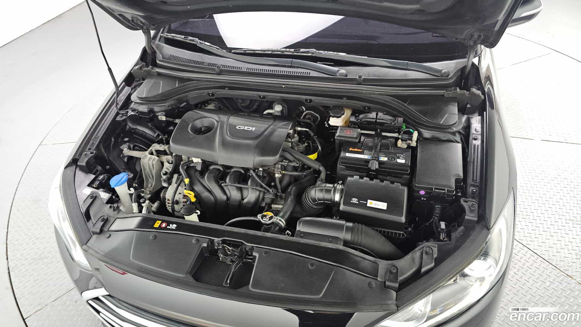 AVANTE Hyundai 2015.8-OUTER-006