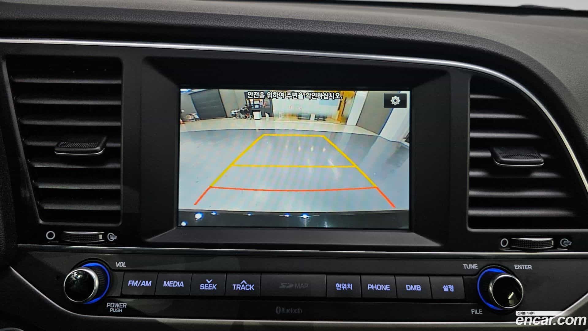 AVANTE Hyundai 2015.8-OPTION-019