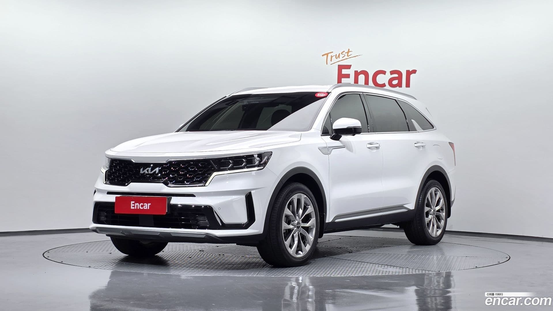 Main__Slider__Photo:Sorento Kia 2022.6-0