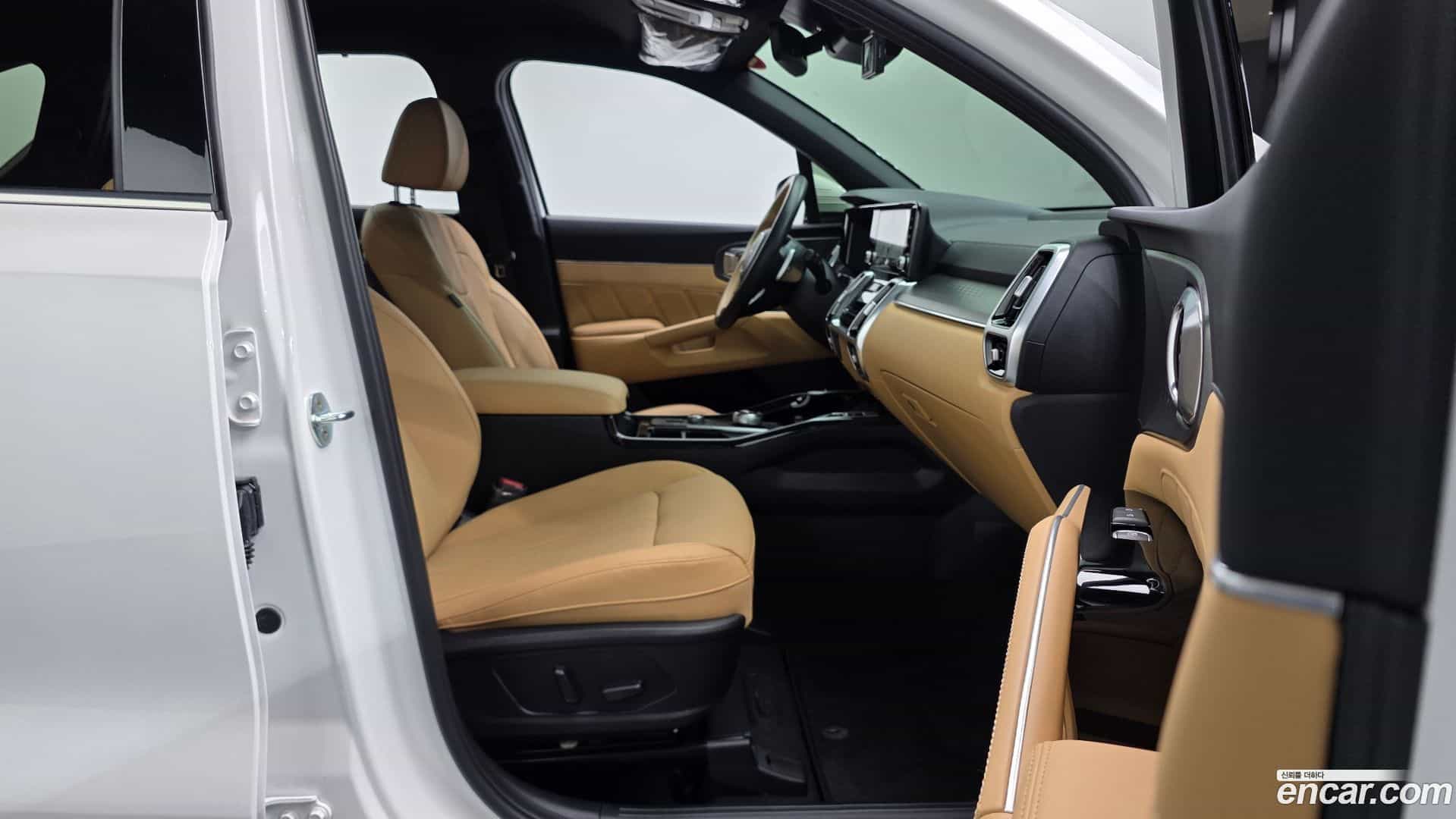 Sorento Kia 2022.6-INNER-036