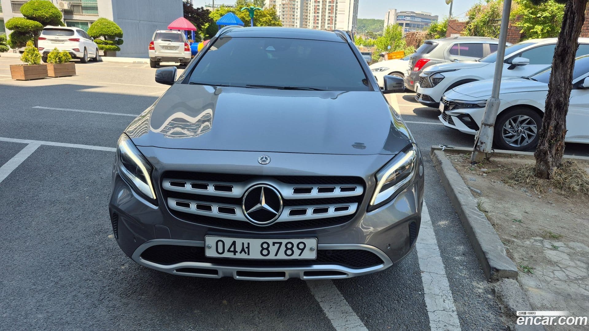 Main__Slider__Photo:GLA-Class Mercedes-Benz 2018.0-0