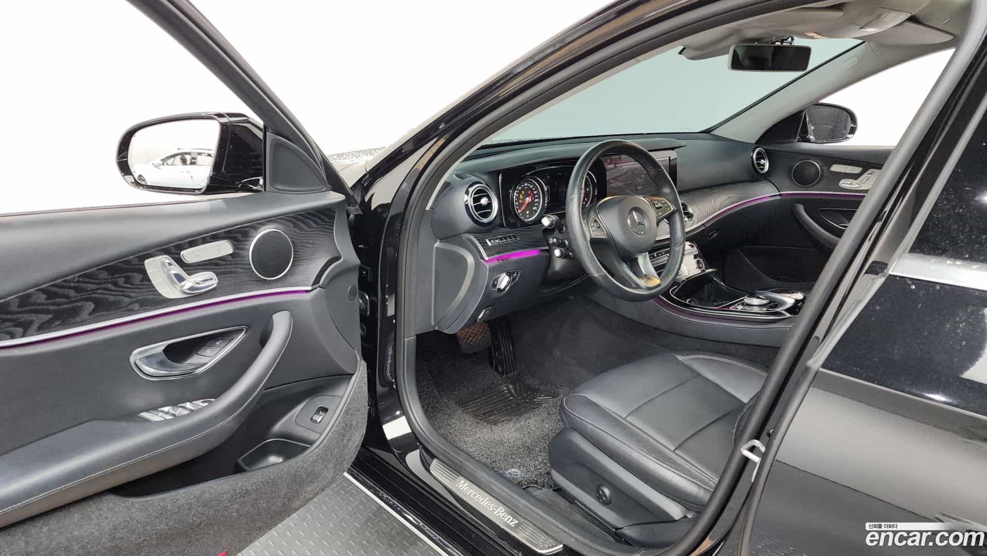 E-Class Mercedes-Benz 2017.8-INNER-010