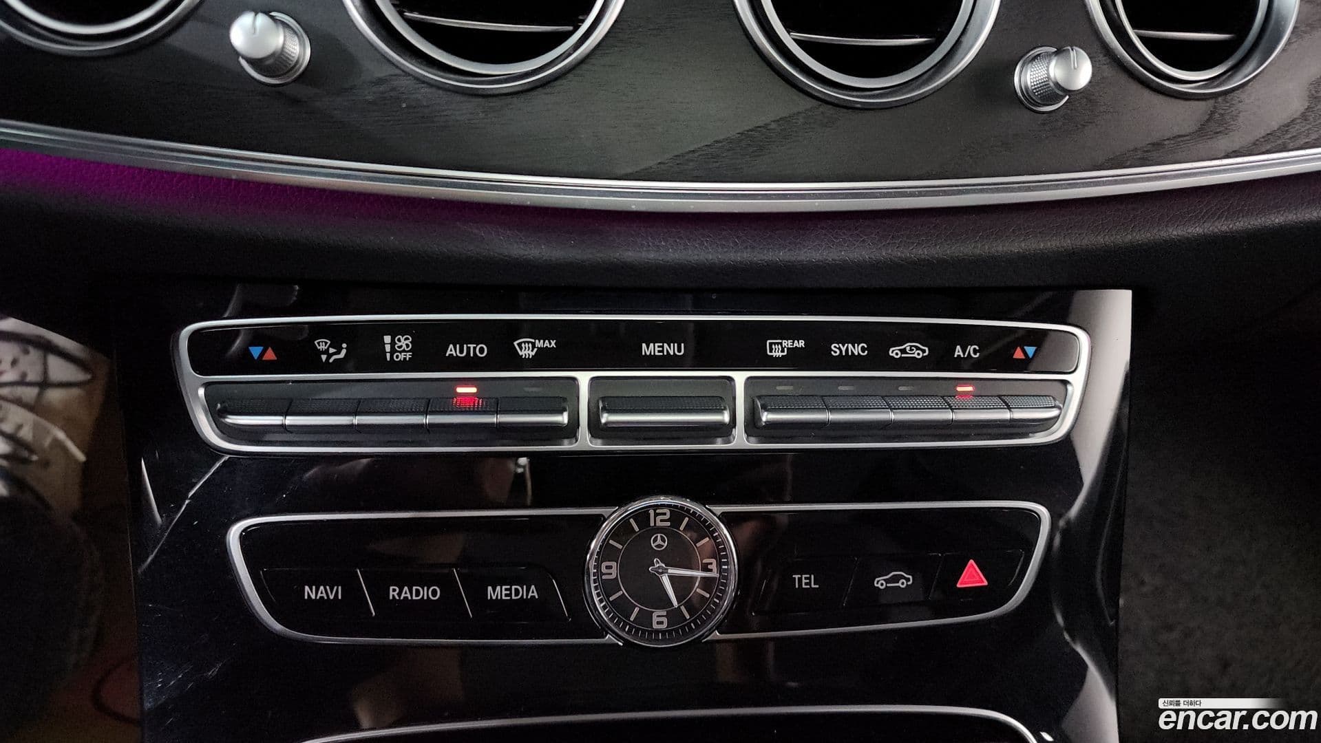 Main__Slider__Photo:E-Class Mercedes-Benz 2017.8-32