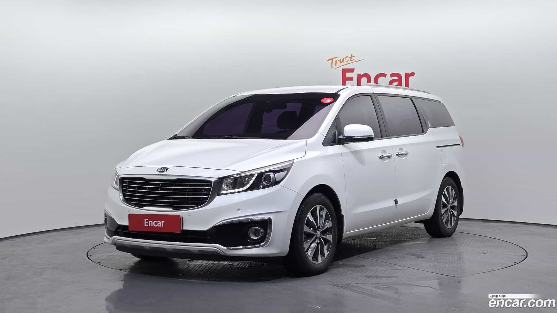 Canival Kia 2015.4-OUTER-001