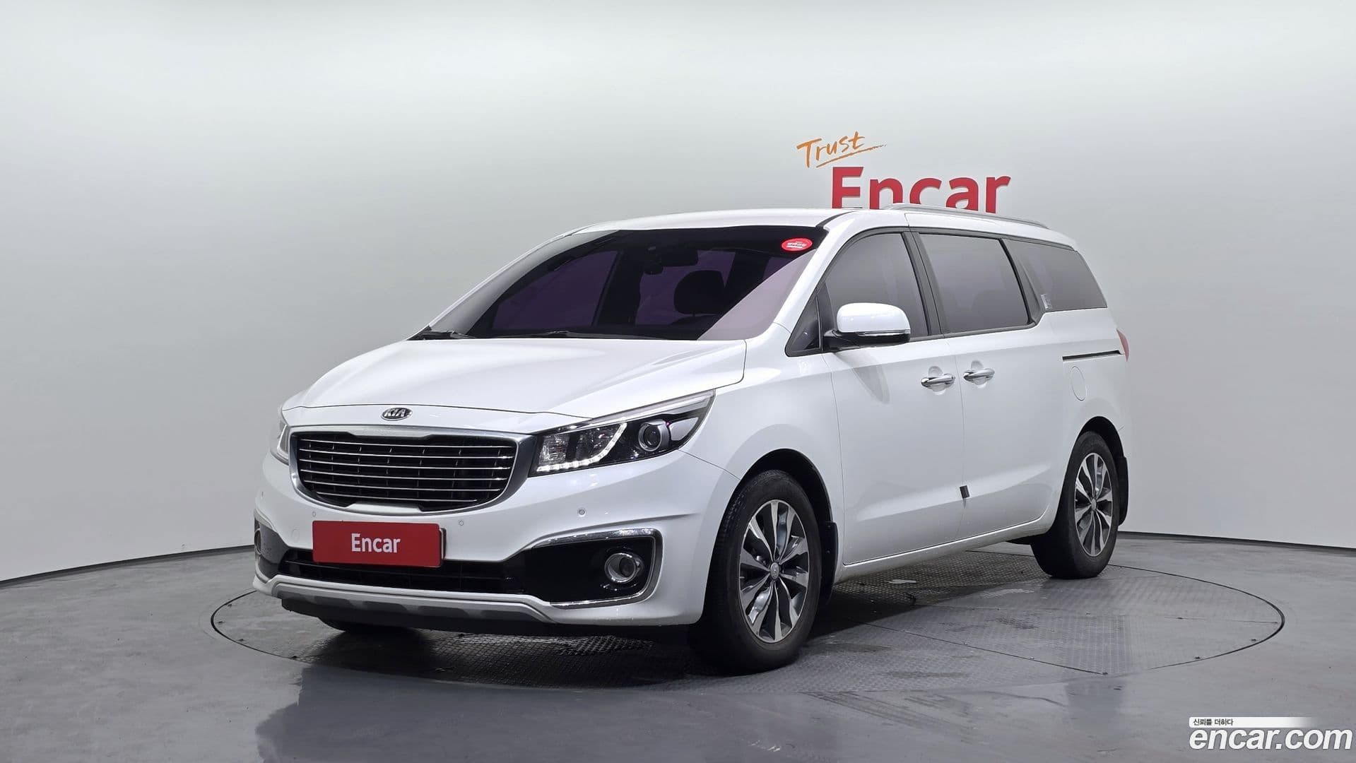 Main__Slider__Photo:Canival Kia 2015.4-0