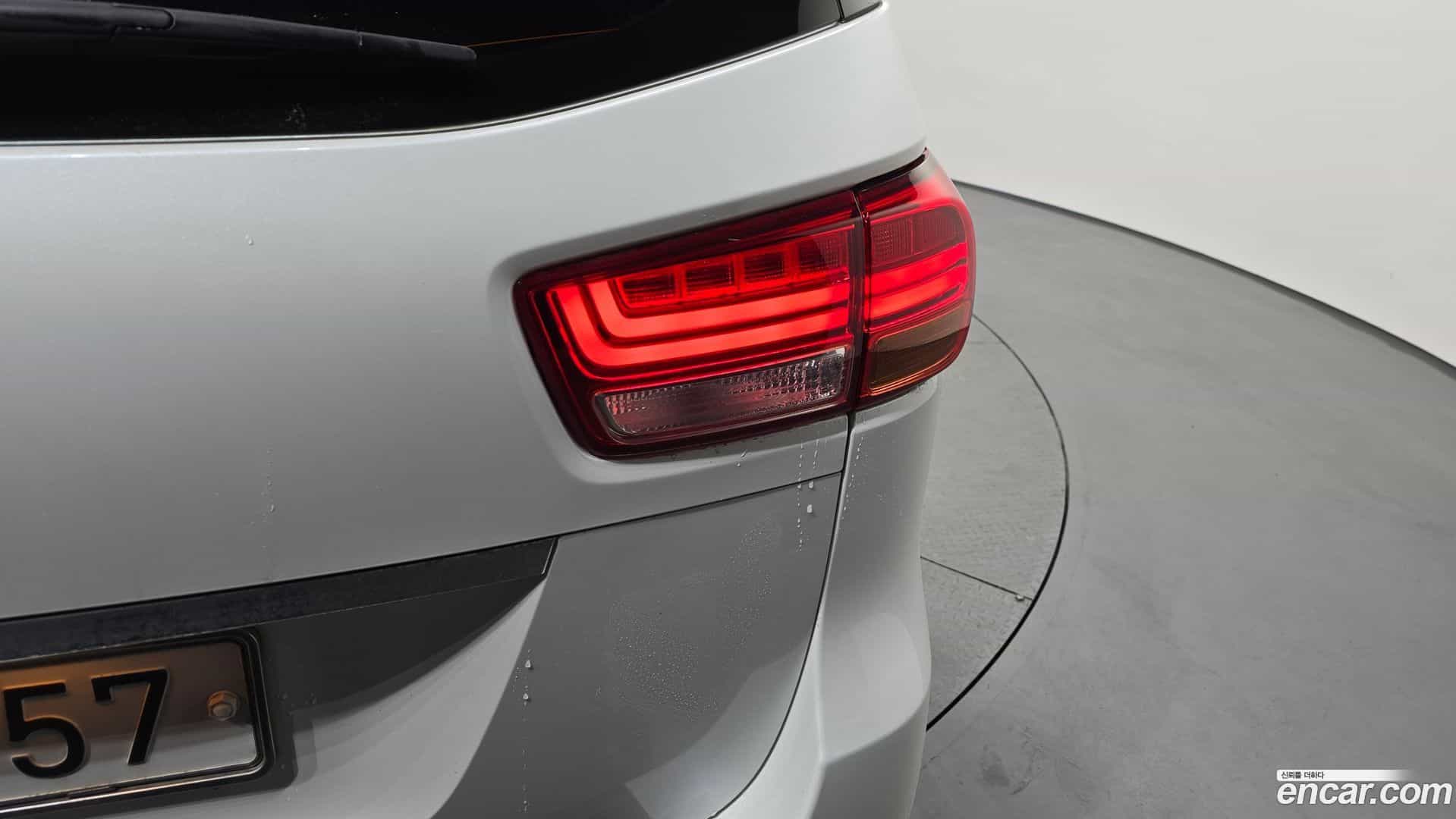 Canival Kia 2015.4-OUTER-033