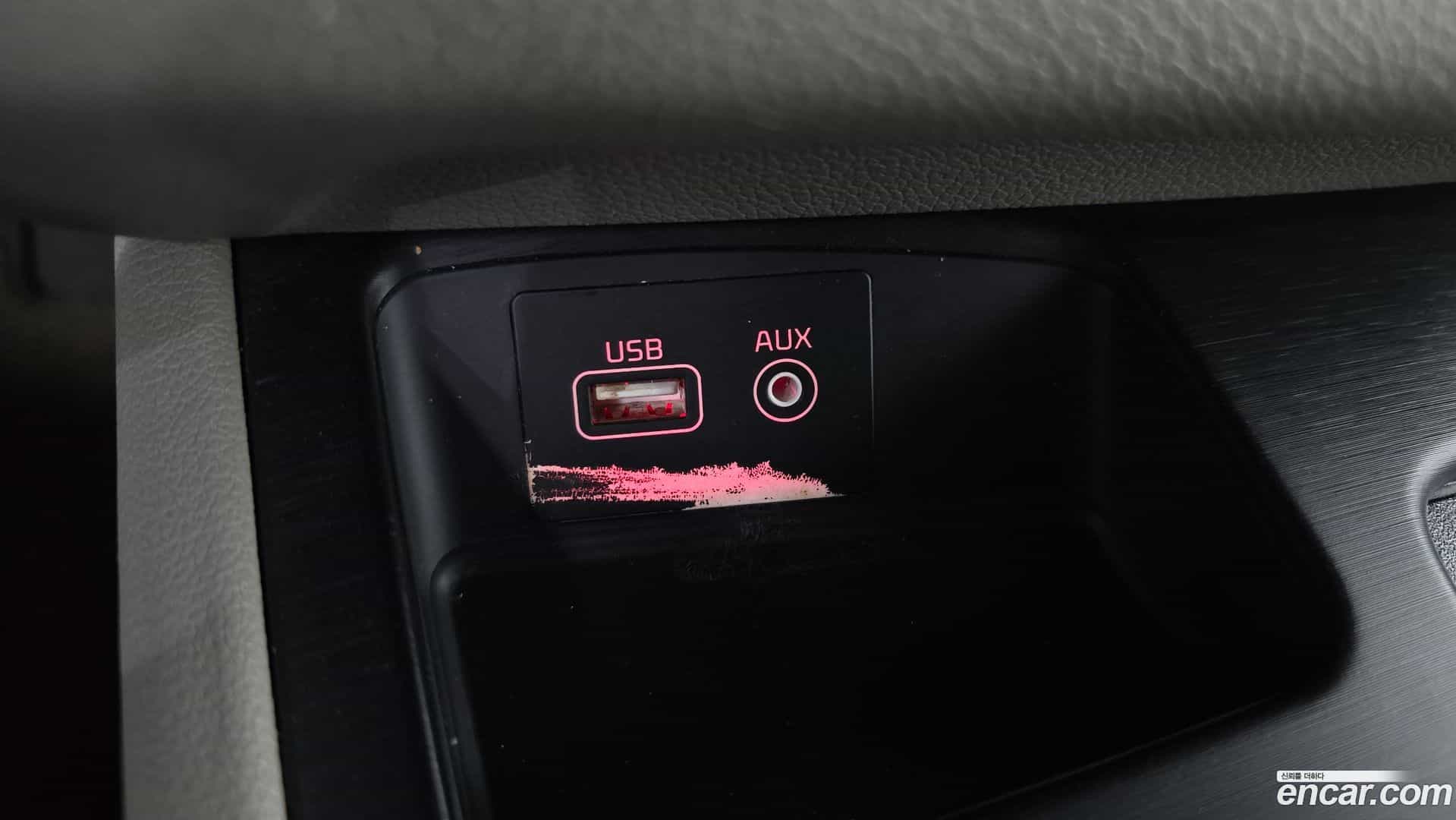 Canival Kia 2015.4-OPTION-040