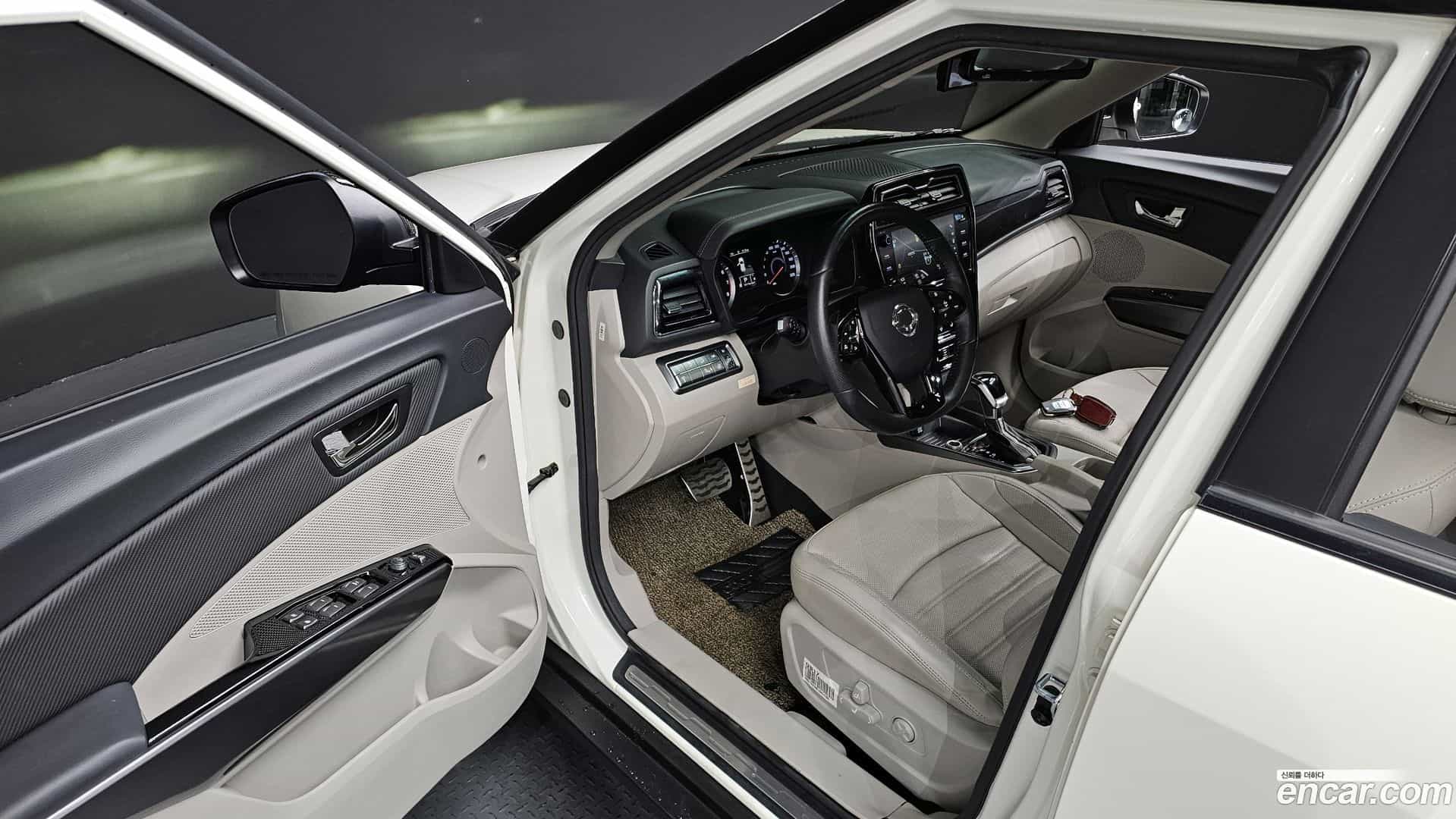 TIBOLI KG Mobility 2019.5-INNER-010