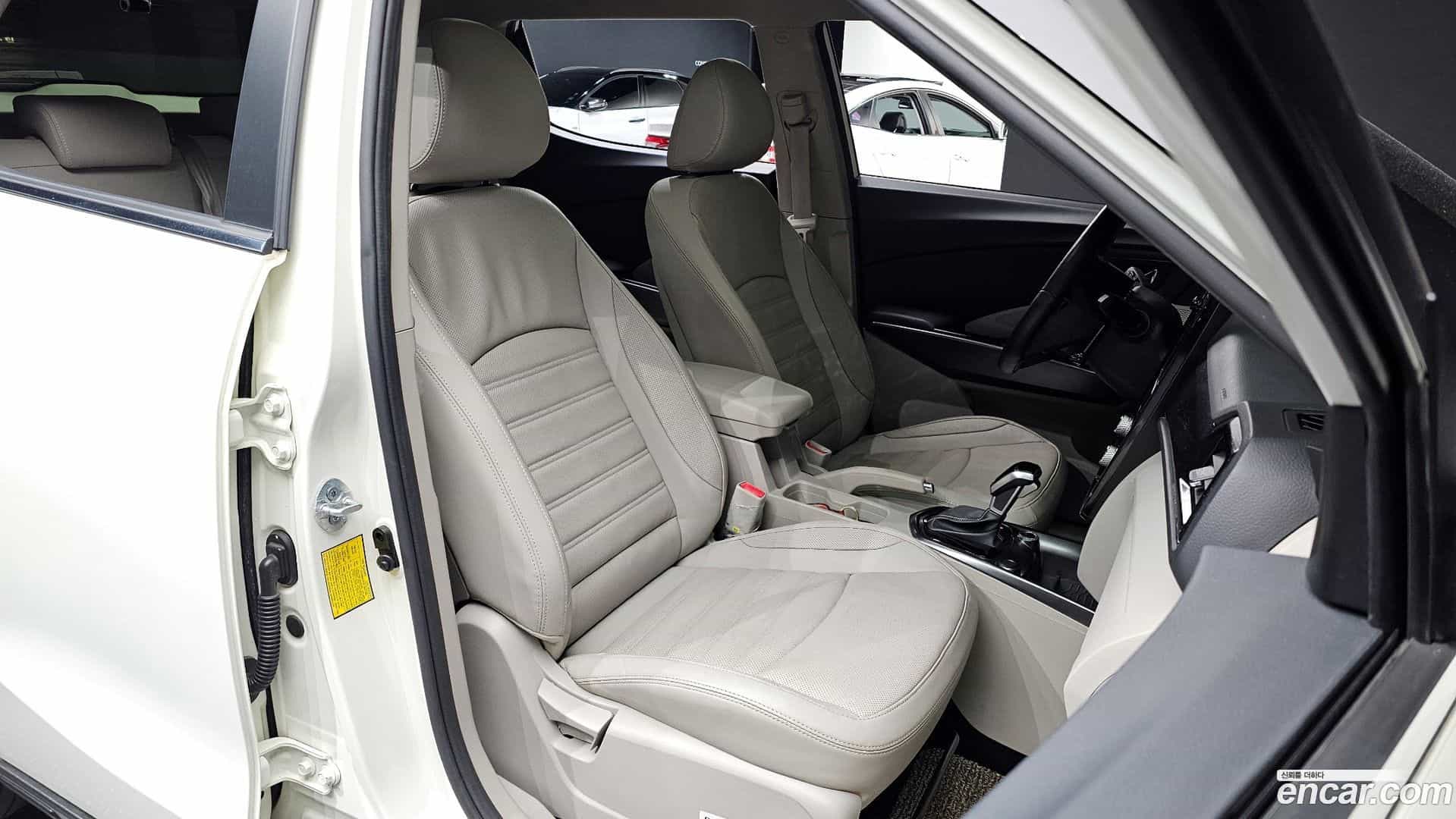 TIBOLI KG Mobility 2019.5-INNER-036