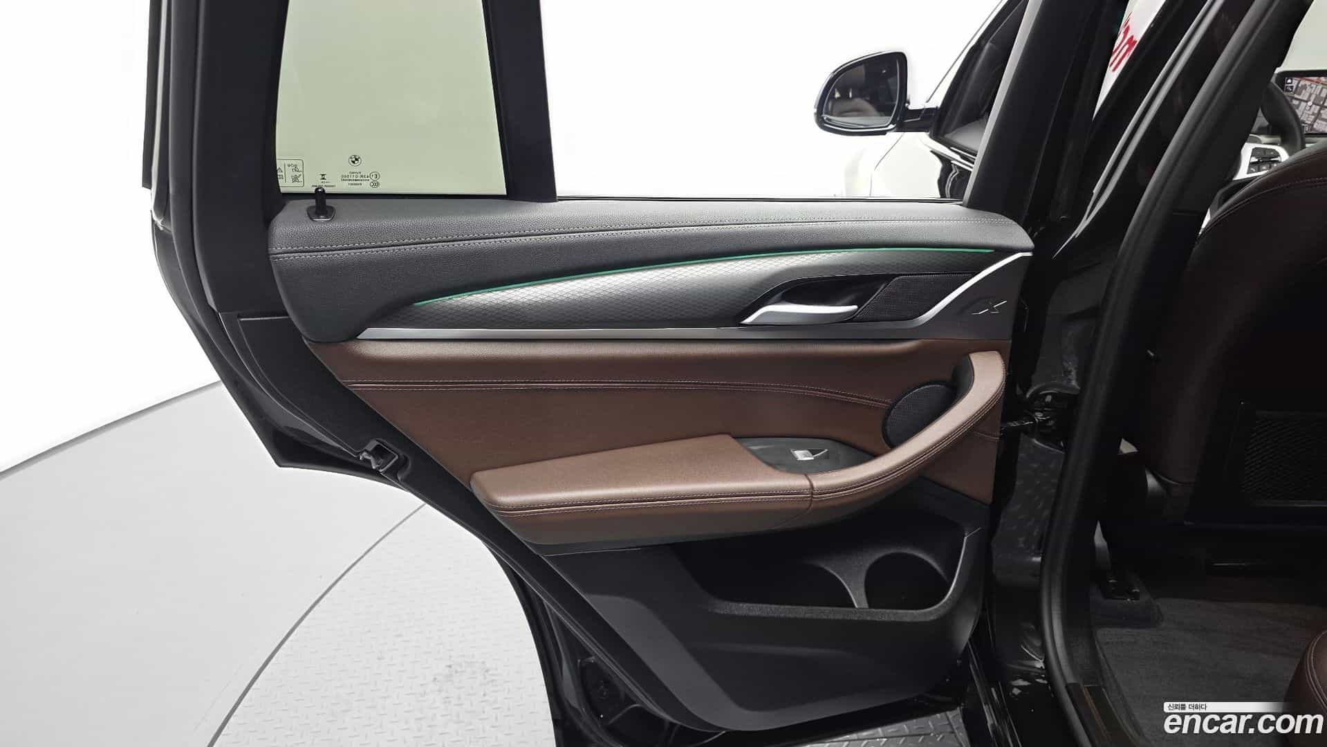X4 BMW 2025.1-INNER-035