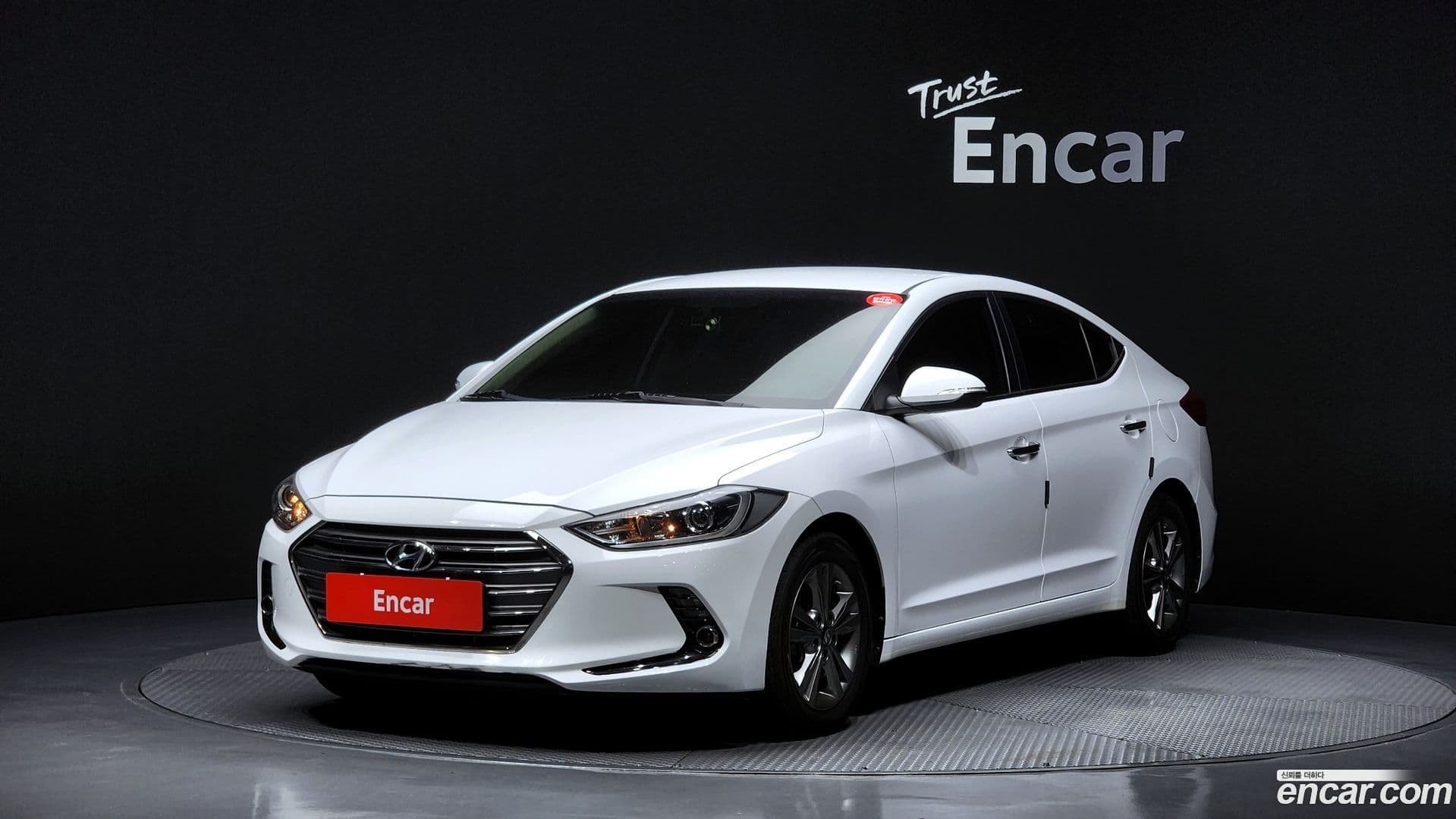 Main__Slider__Photo:AVANTE Hyundai 2016.6-0