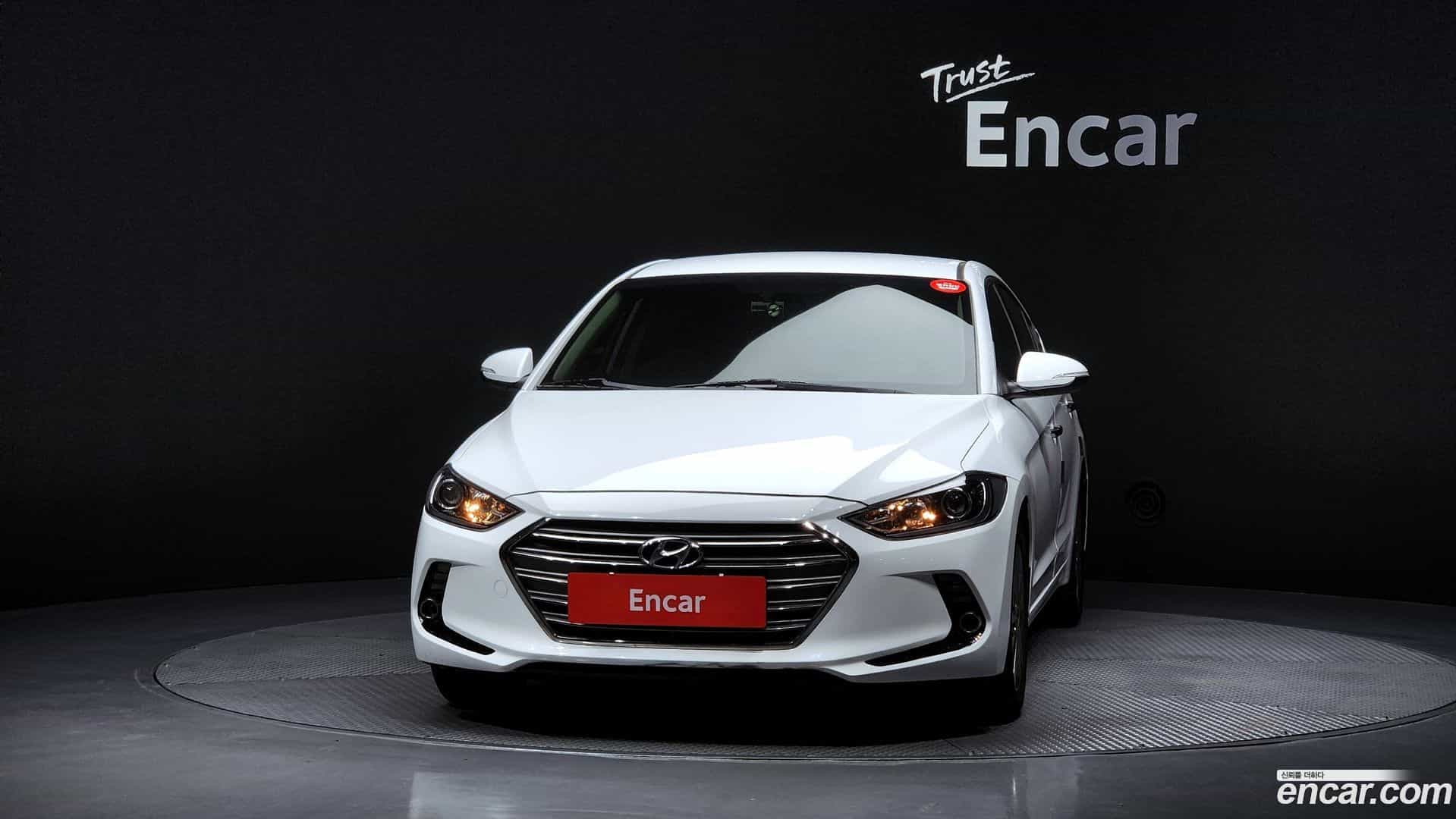 AVANTE Hyundai 2016.6-OUTER-003