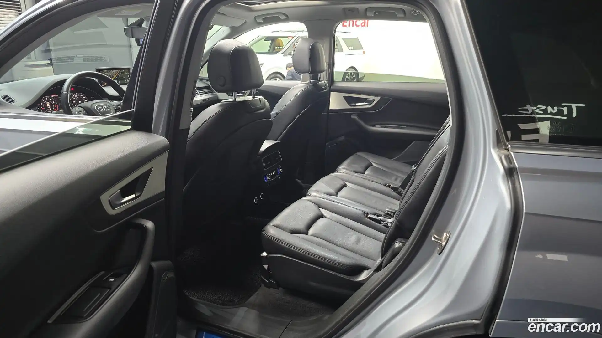 Q7 Audi 2019.9-INNER-036