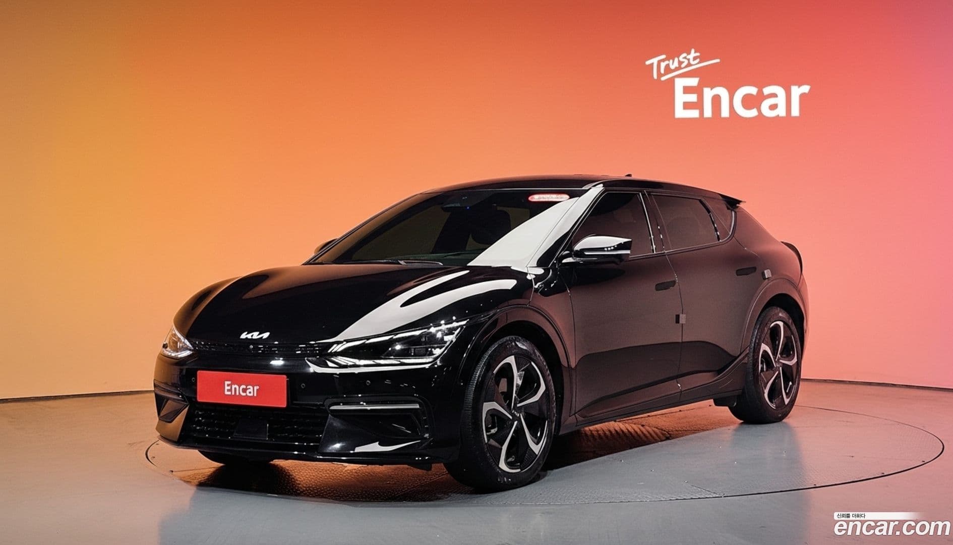 Main__Slider__Photo:EV6 Kia 2022.4-0