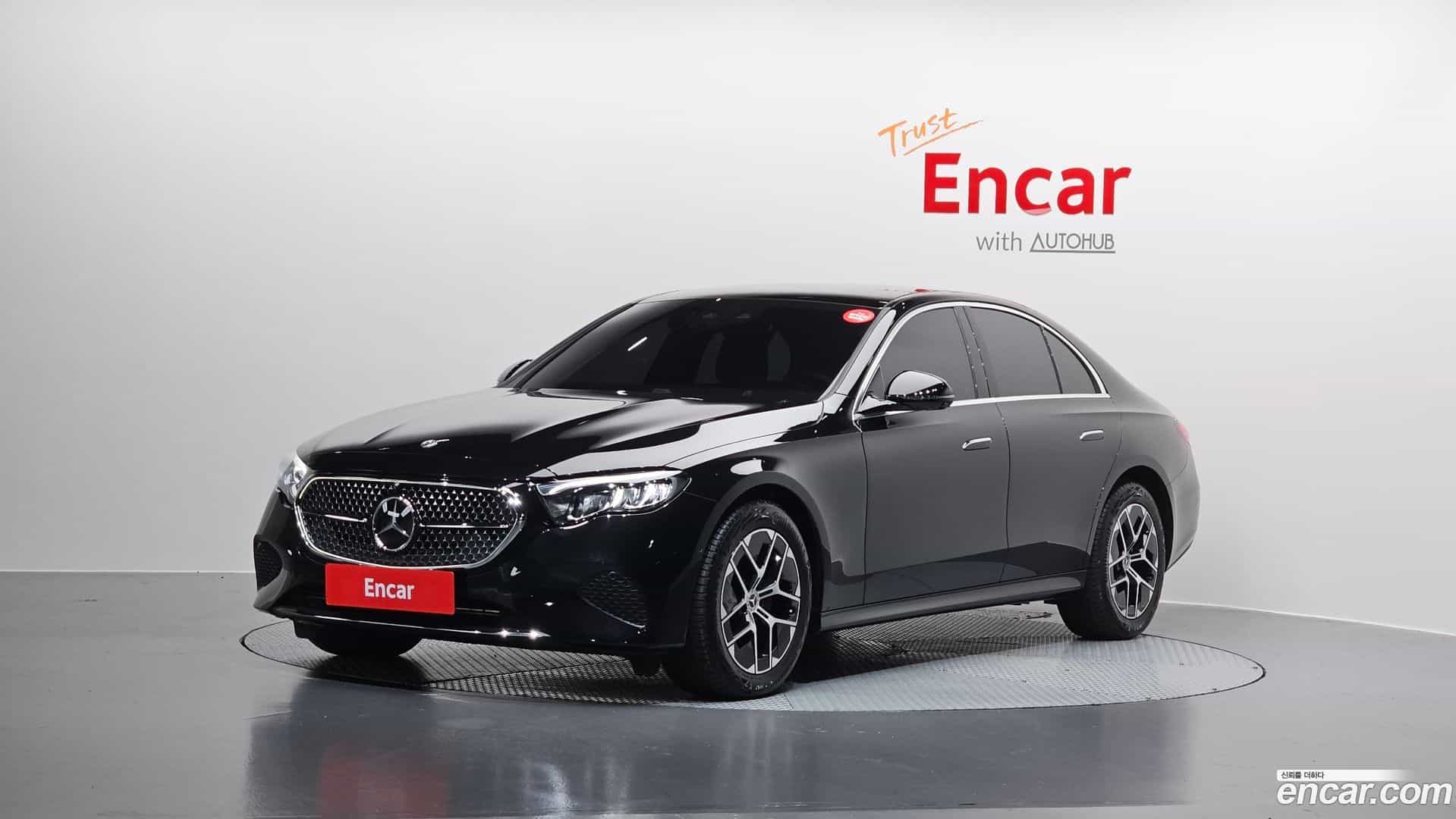 E-Class Mercedes-Benz 2025.9-OUTER-001