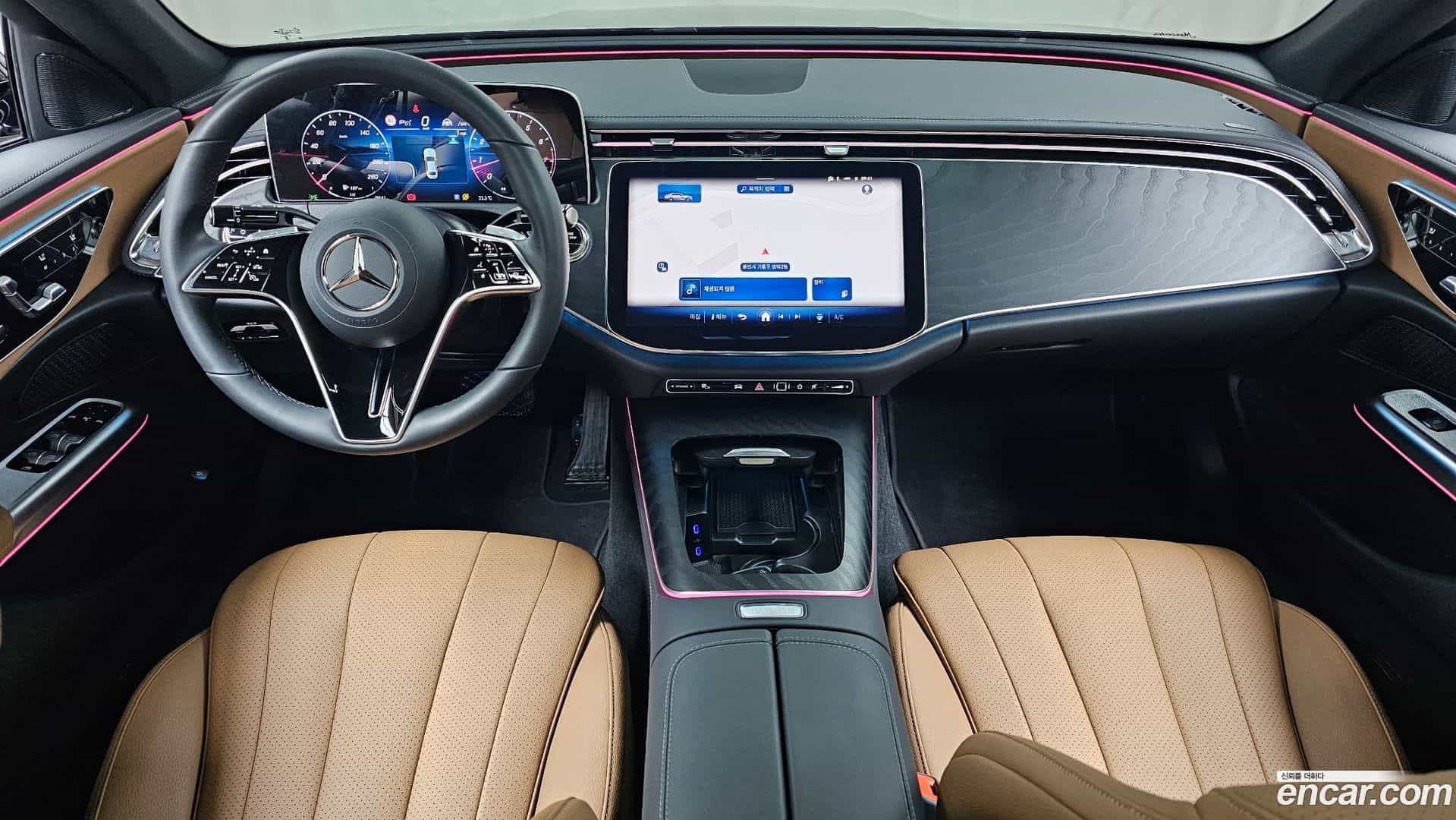 E-Class Mercedes-Benz 2025.9-INNER-007