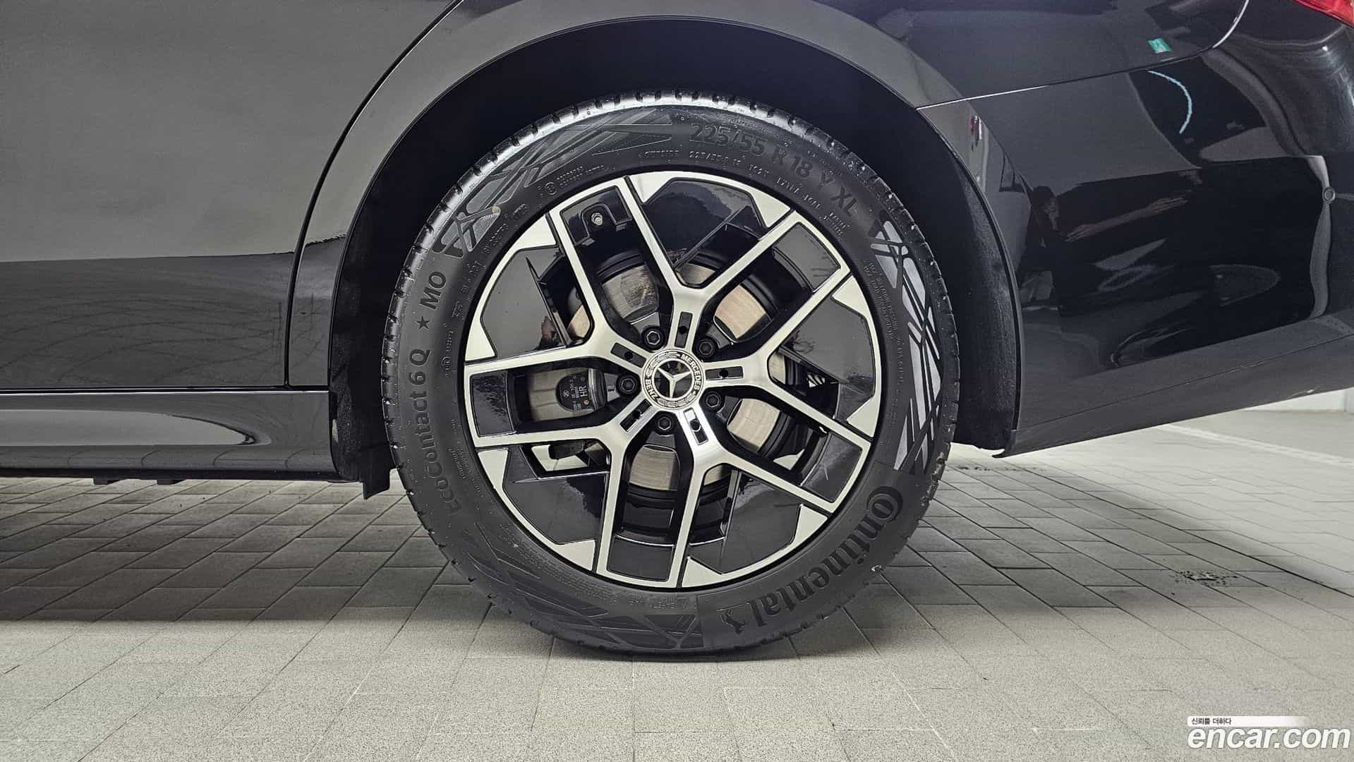 E-Class Mercedes-Benz 2025.9-OUTER-031
