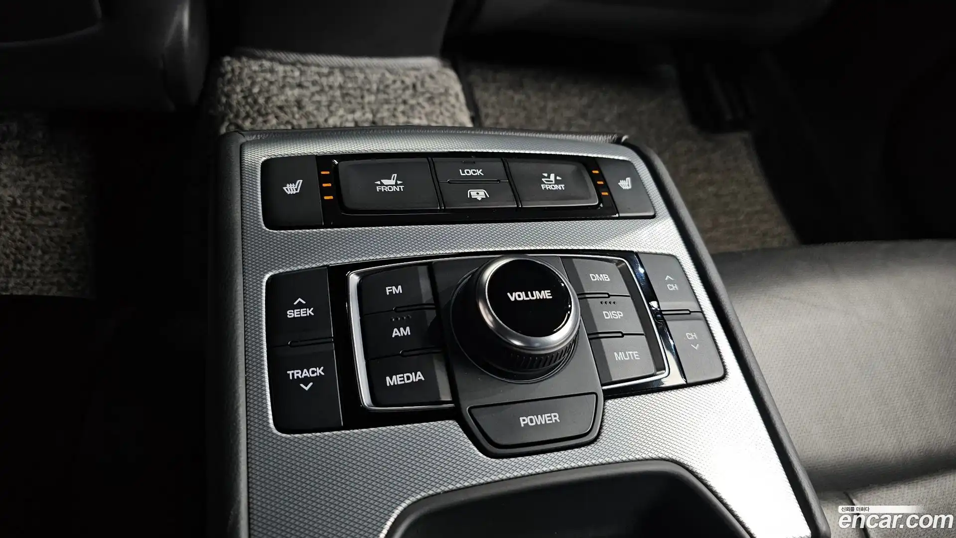G80 Genesis 2017.3-OPTION-024
