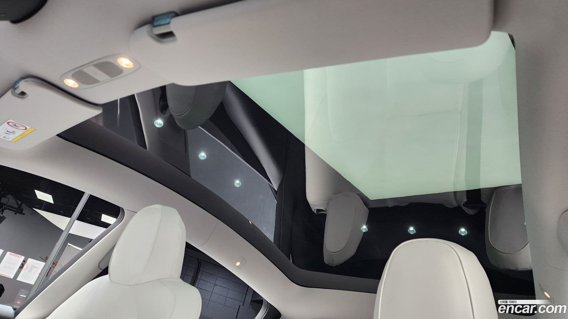 Main__Slider__Photo:Model Y Tesla 2025.1-15