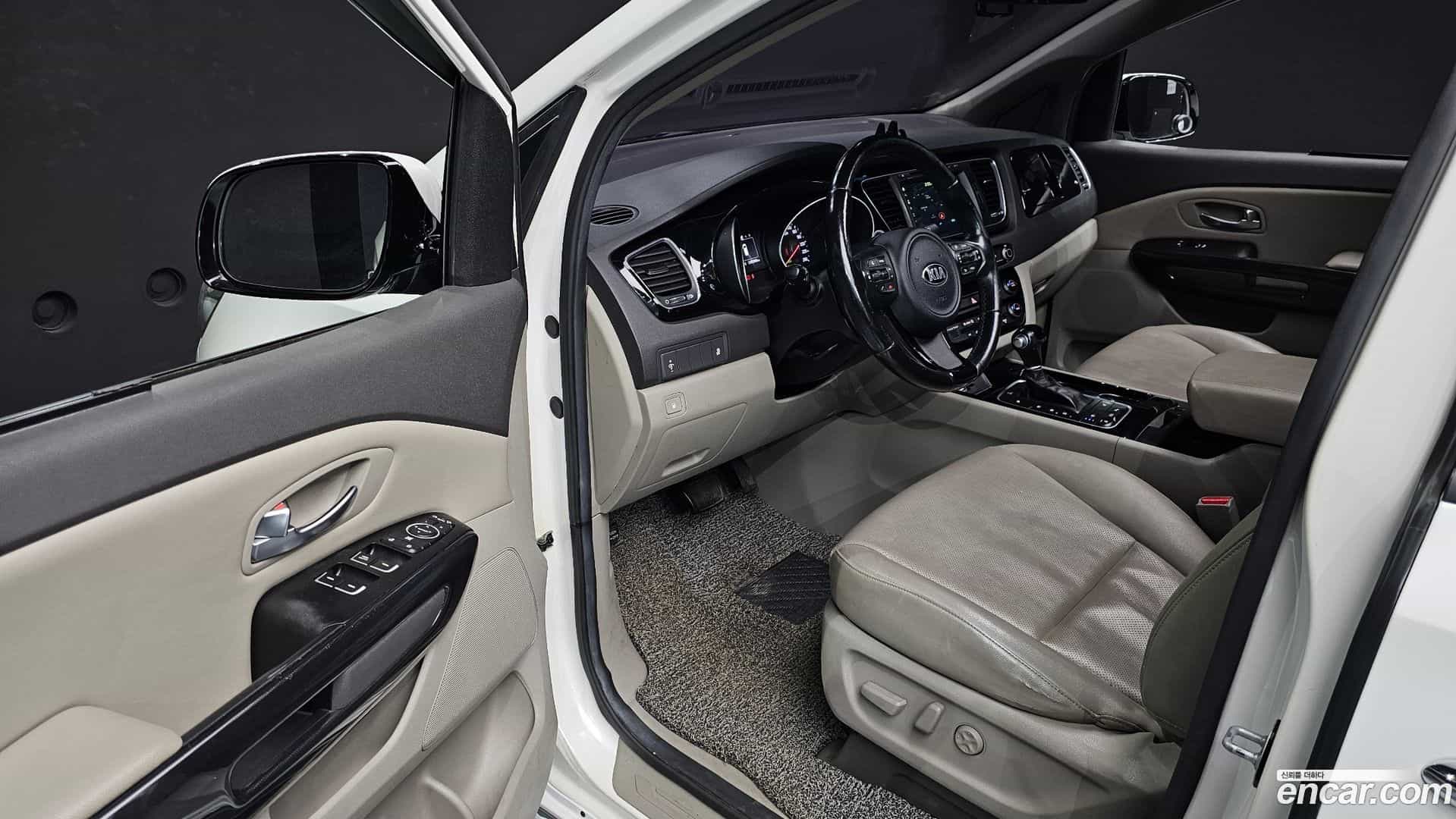 Canival Kia 2014.9-INNER-010