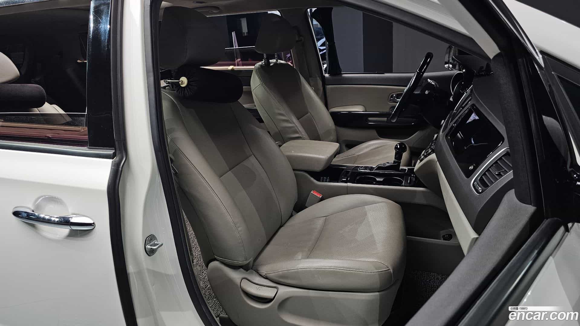 Canival Kia 2014.9-OPTION-016