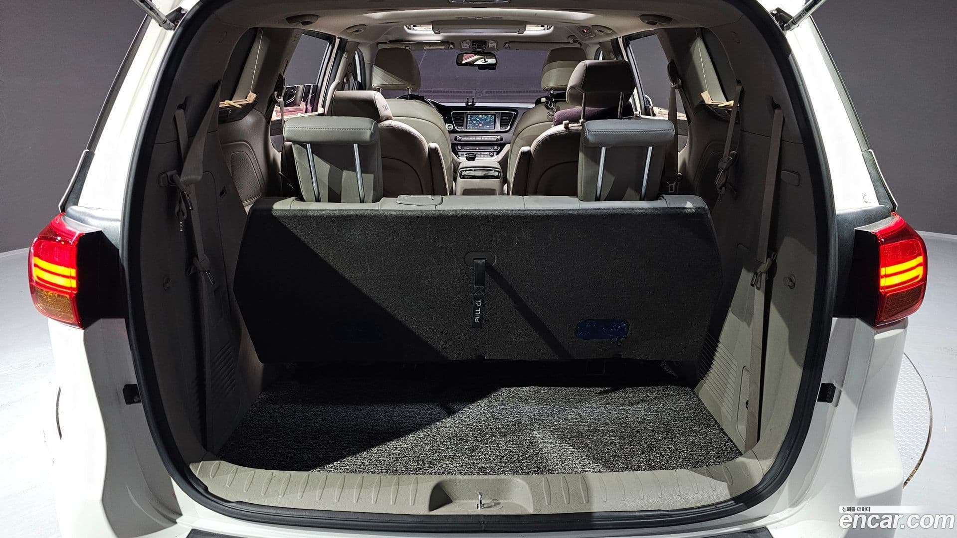 Main__Slider__Photo:Canival Kia 2014.9-19
