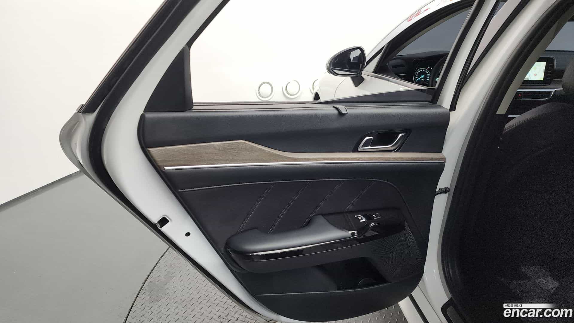 K5 Kia 2021.0-INNER-035