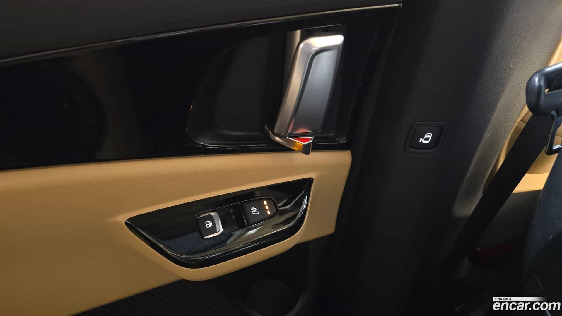 Canival Kia 2021.3-OPTION-024