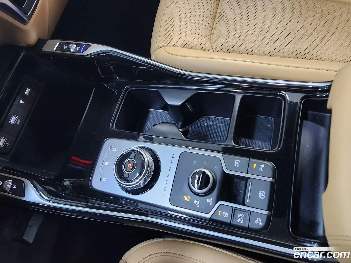 Sorento Kia 2022.3-OPTION-015