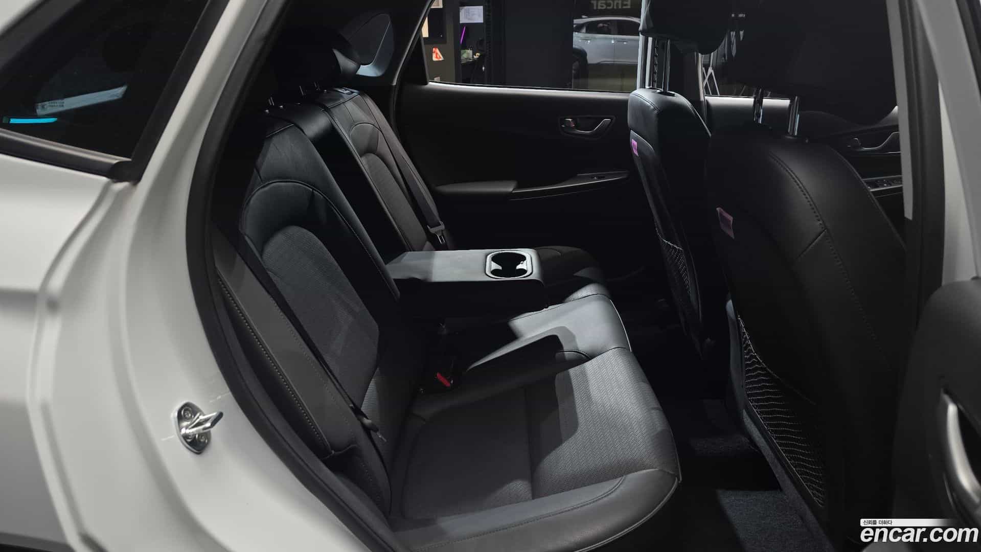 Kona Hyundai 2018.9-OPTION-016