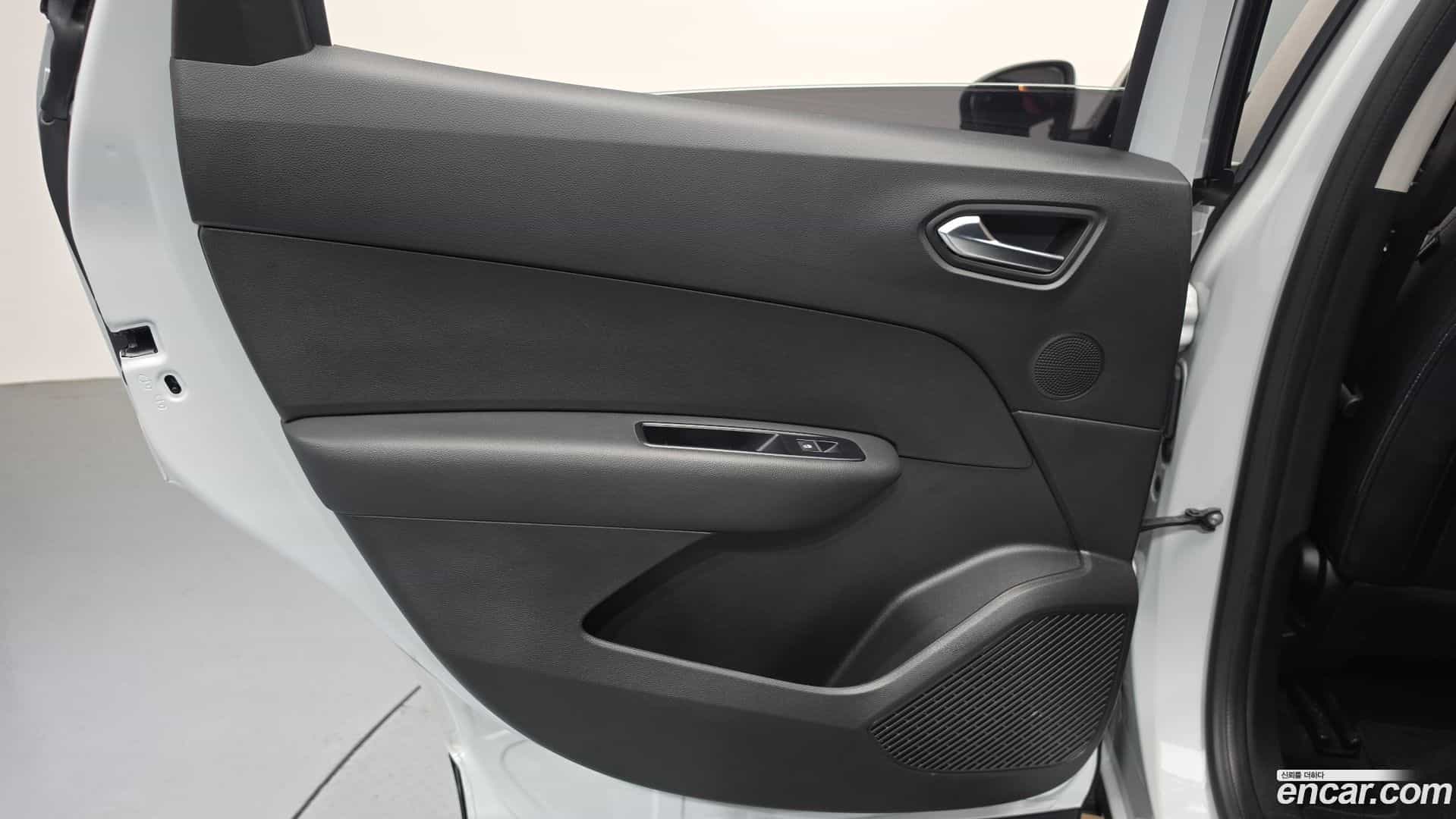 XM3 Renault Korea 2020.4-INNER-035