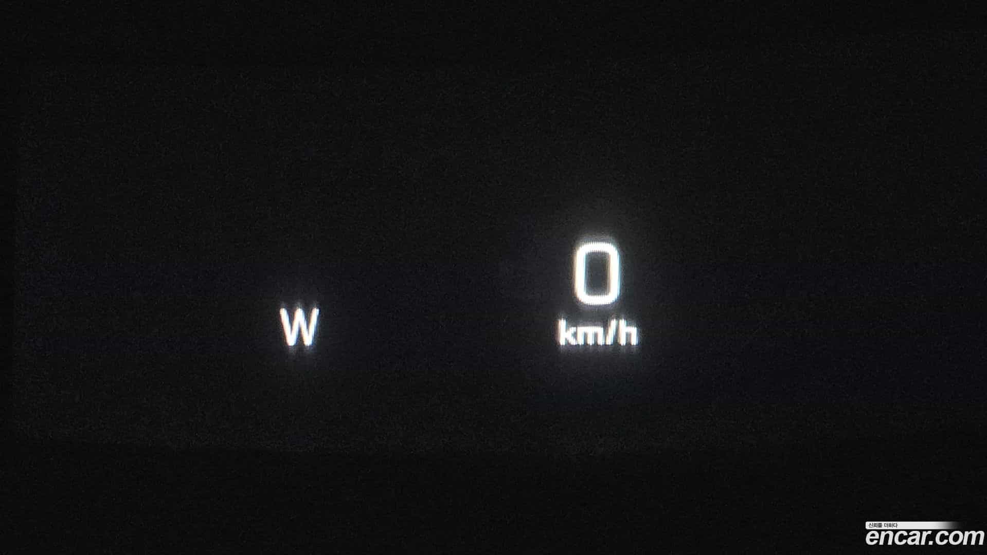 E-Class Mercedes-Benz 2018.6-OPTION-022