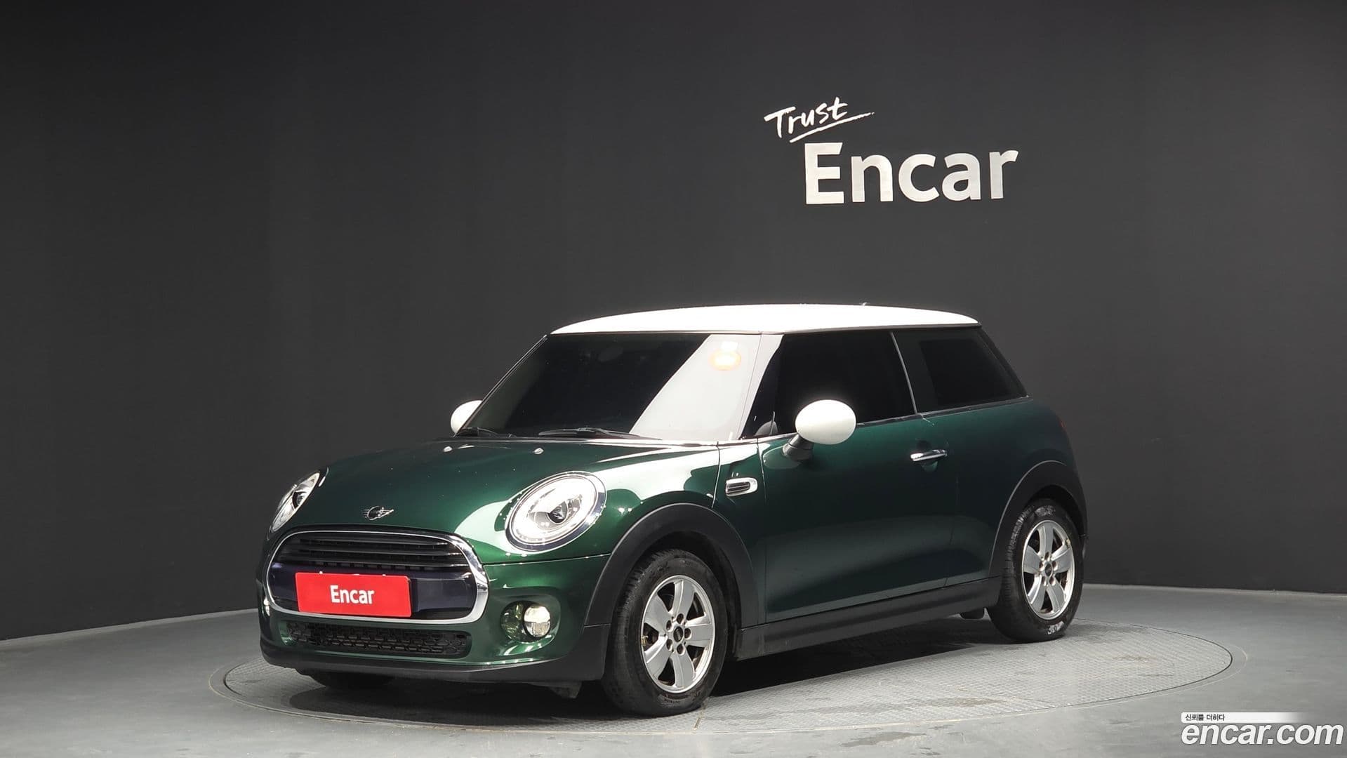 Main__Slider__Photo:Cooper Mini 2017.5-0