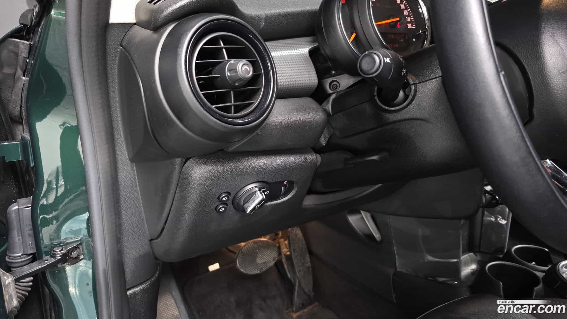 Cooper Mini 2017.5-OPTION-016