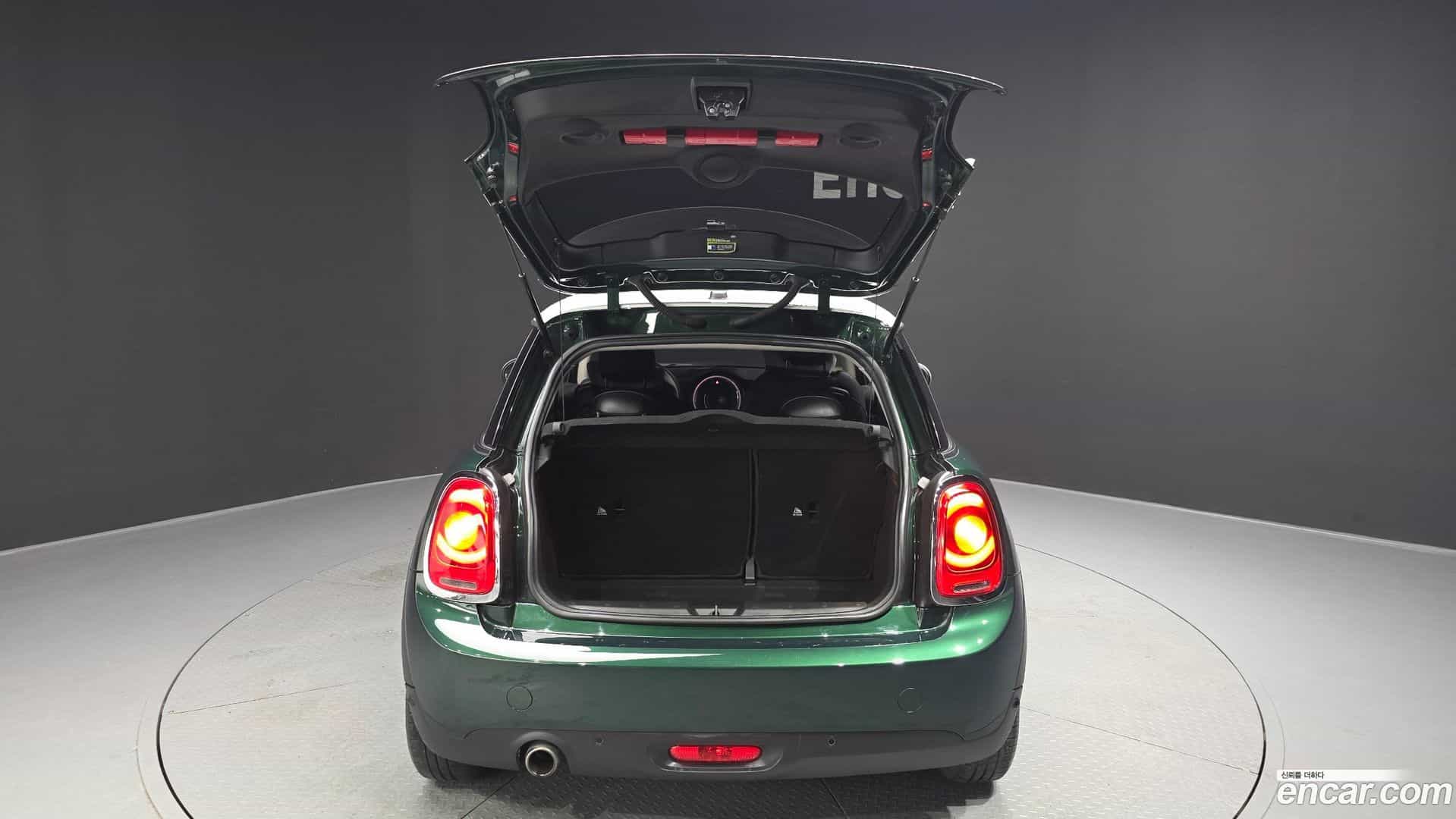 Cooper Mini 2017.5-OPTION-040