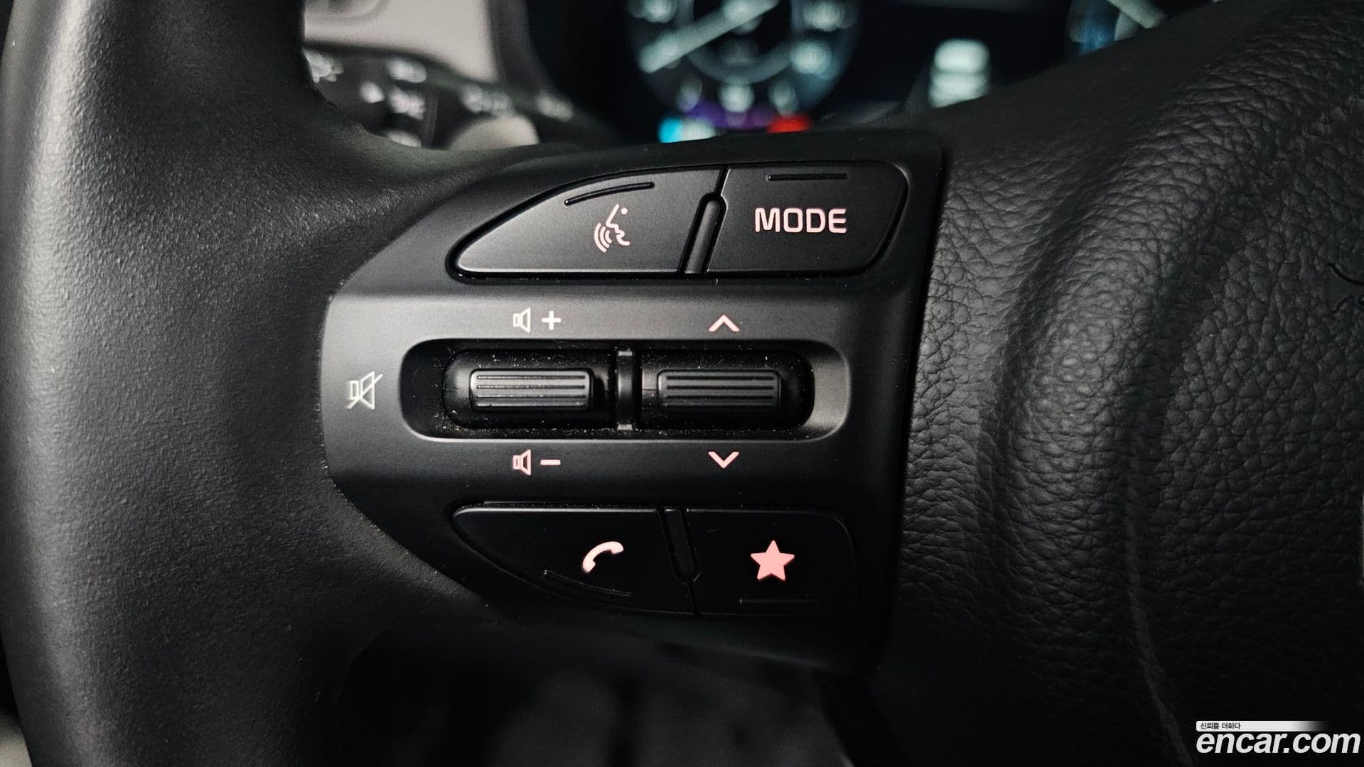 Main__Slider__Photo:RAY Kia 2024.2-28