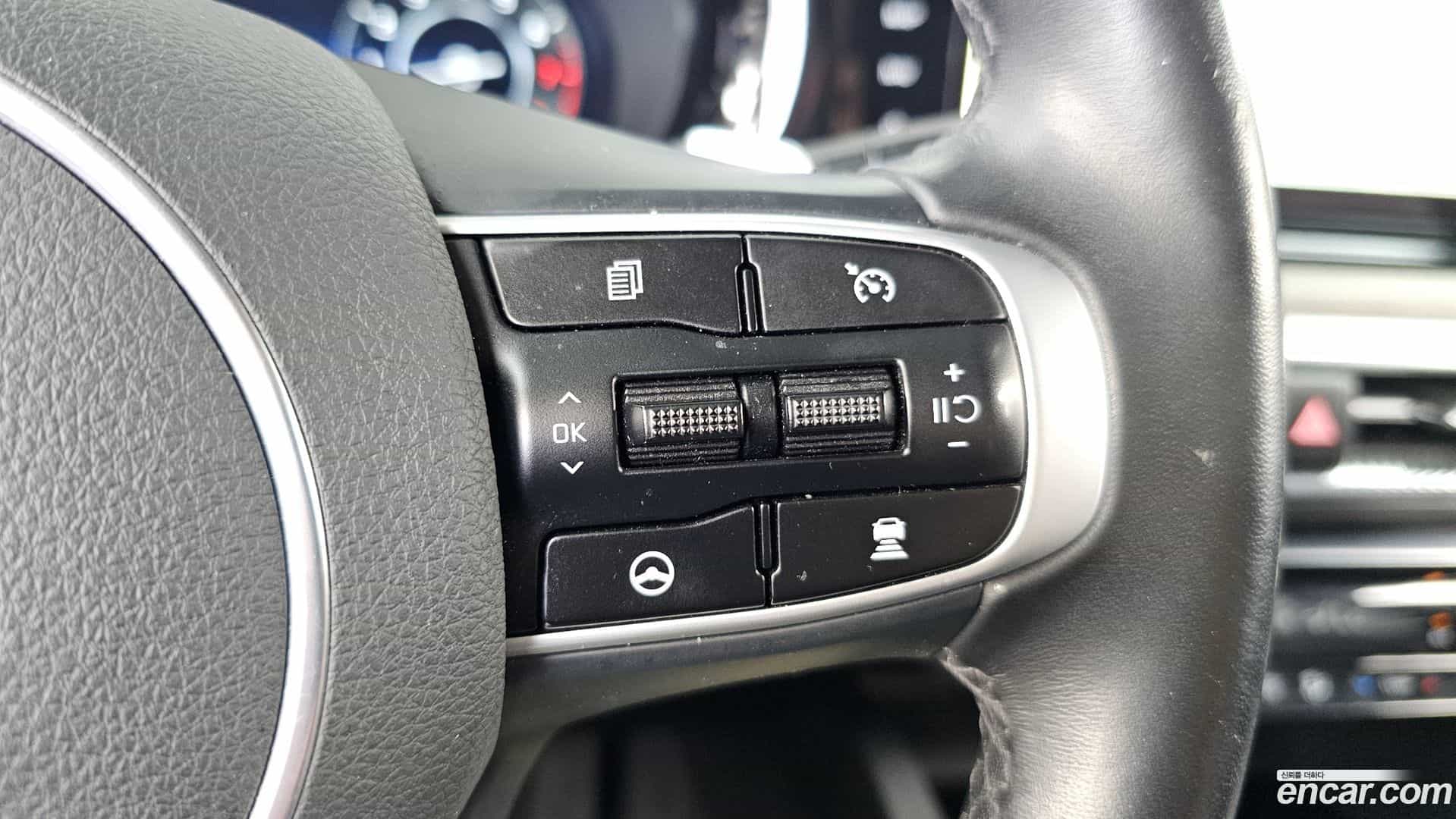 K5 Kia 2022.3-OPTION-043