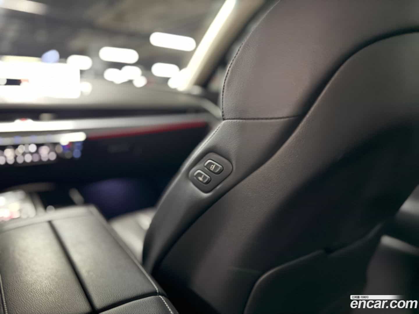 G80 Genesis 2020.4-INNER-010