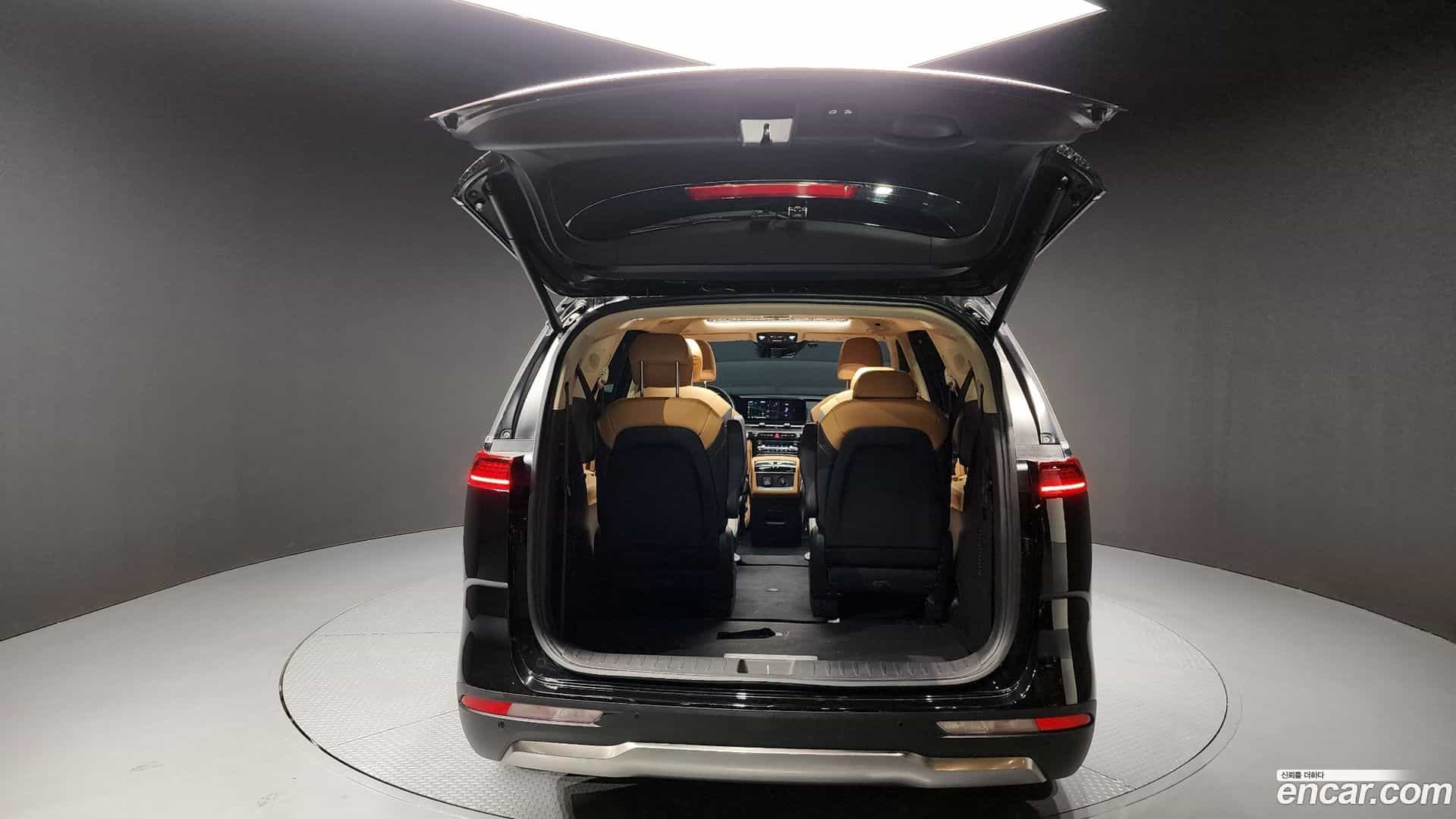 Canival Kia 2023.5-OPTION-024