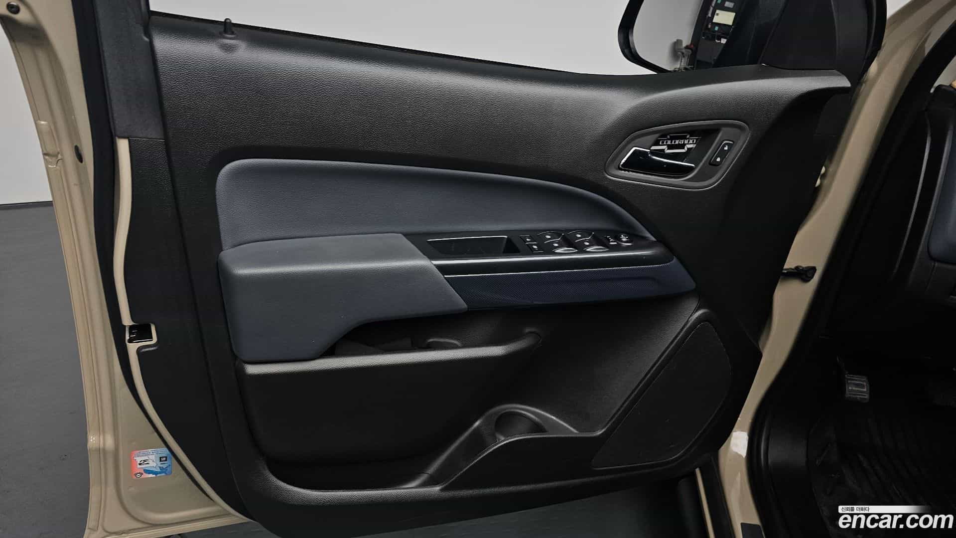 Colorado Chevrolet 2022.11-INNER-034